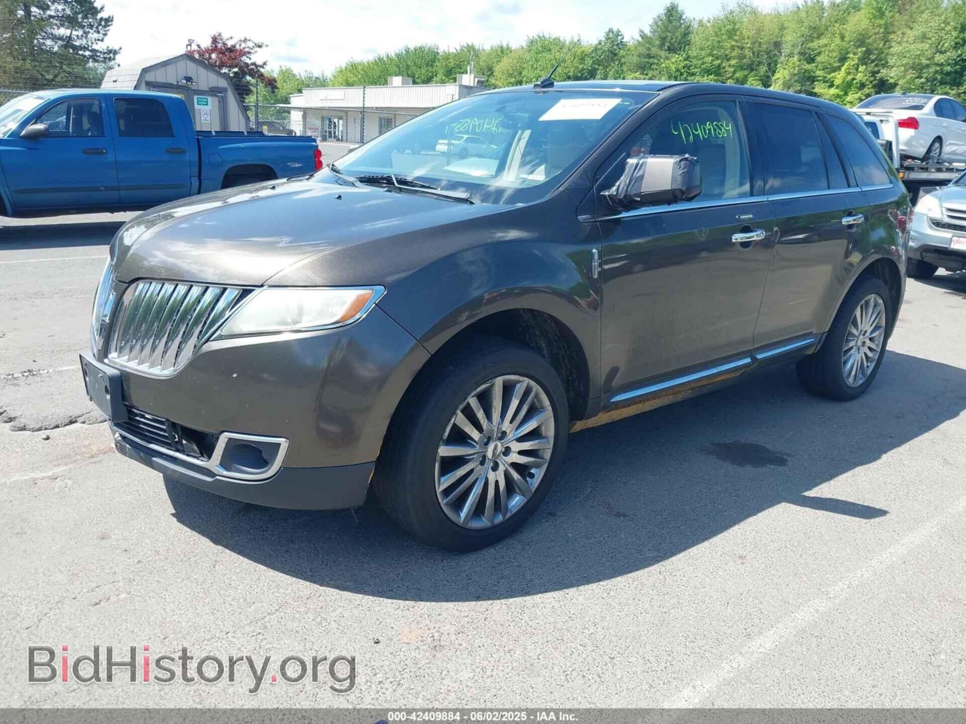 2011 LINCOLN MKX - VIN: 2LMDJ8JK4BBJ08331 - Фото 2