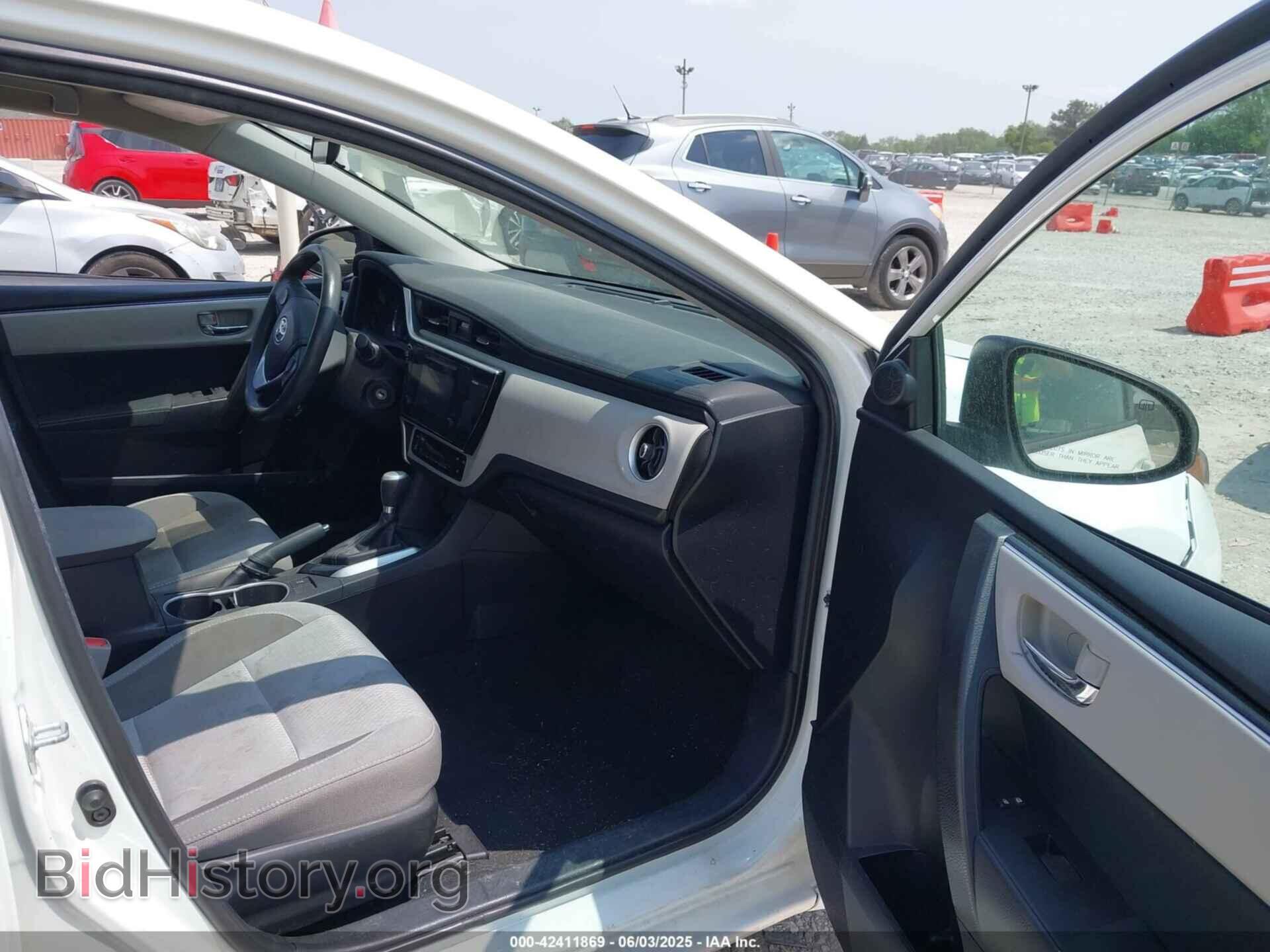 2017 TOYOTA COROLLA - VIN: 2T1BURHE1HC807873 - Фото 5