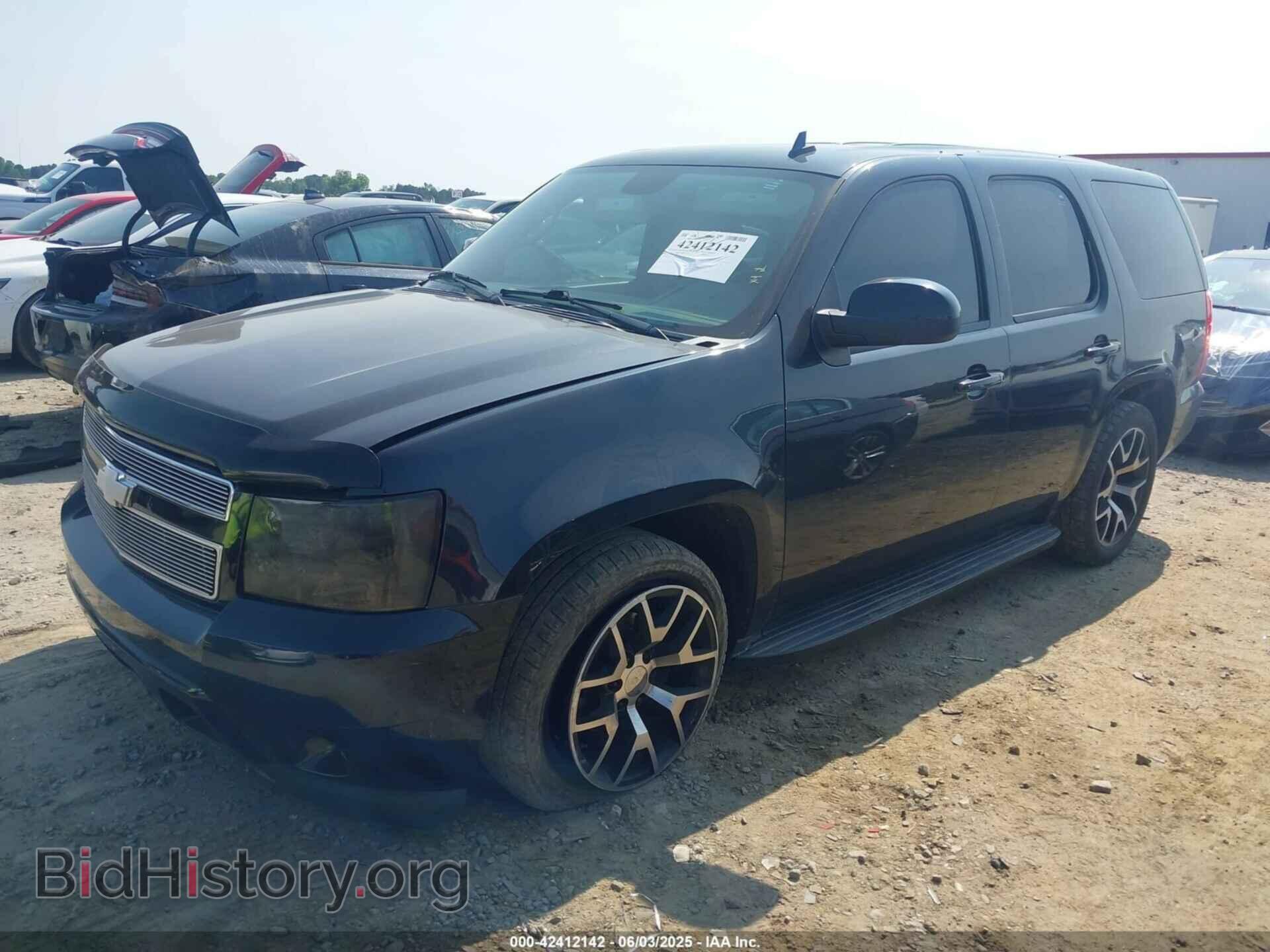 2011 CHEVROLET TAHOE - VIN: 1GNSCBE00BR111237 - Фото 2