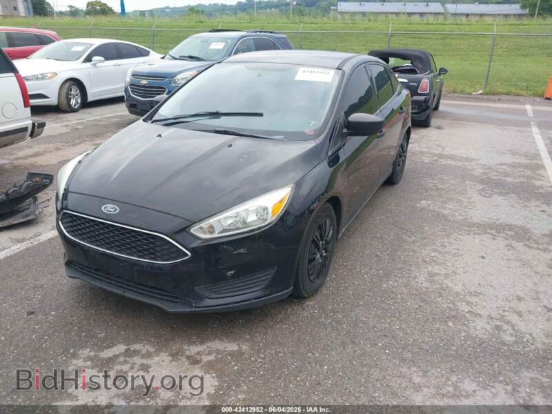 2017 Ford FOCUS (VIN 1FADP3E21HL222748) — photo 2 of 12