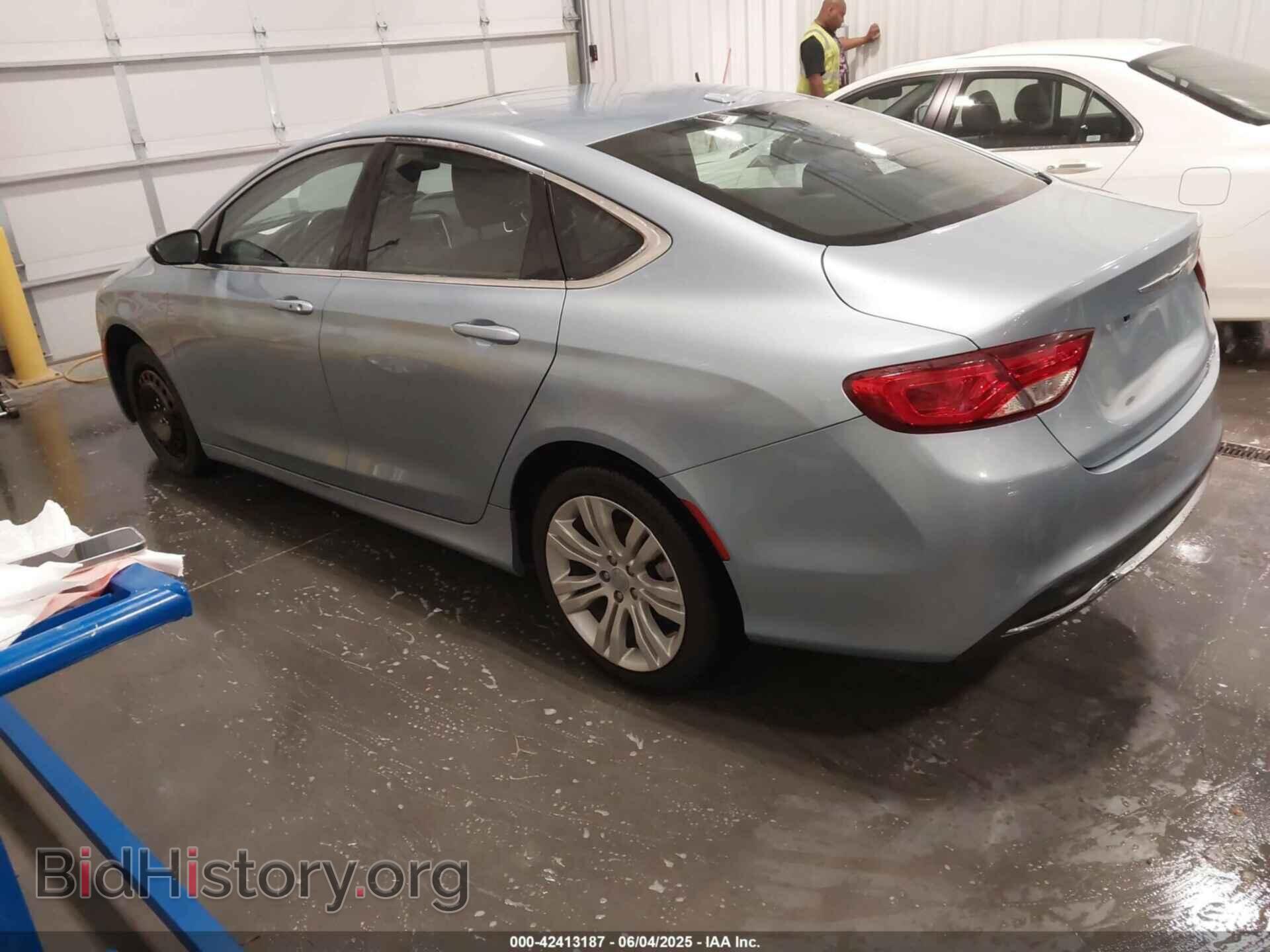2015 CHRYSLER 200 - VIN: 1C3CCCABXFN678065 - Фото 3