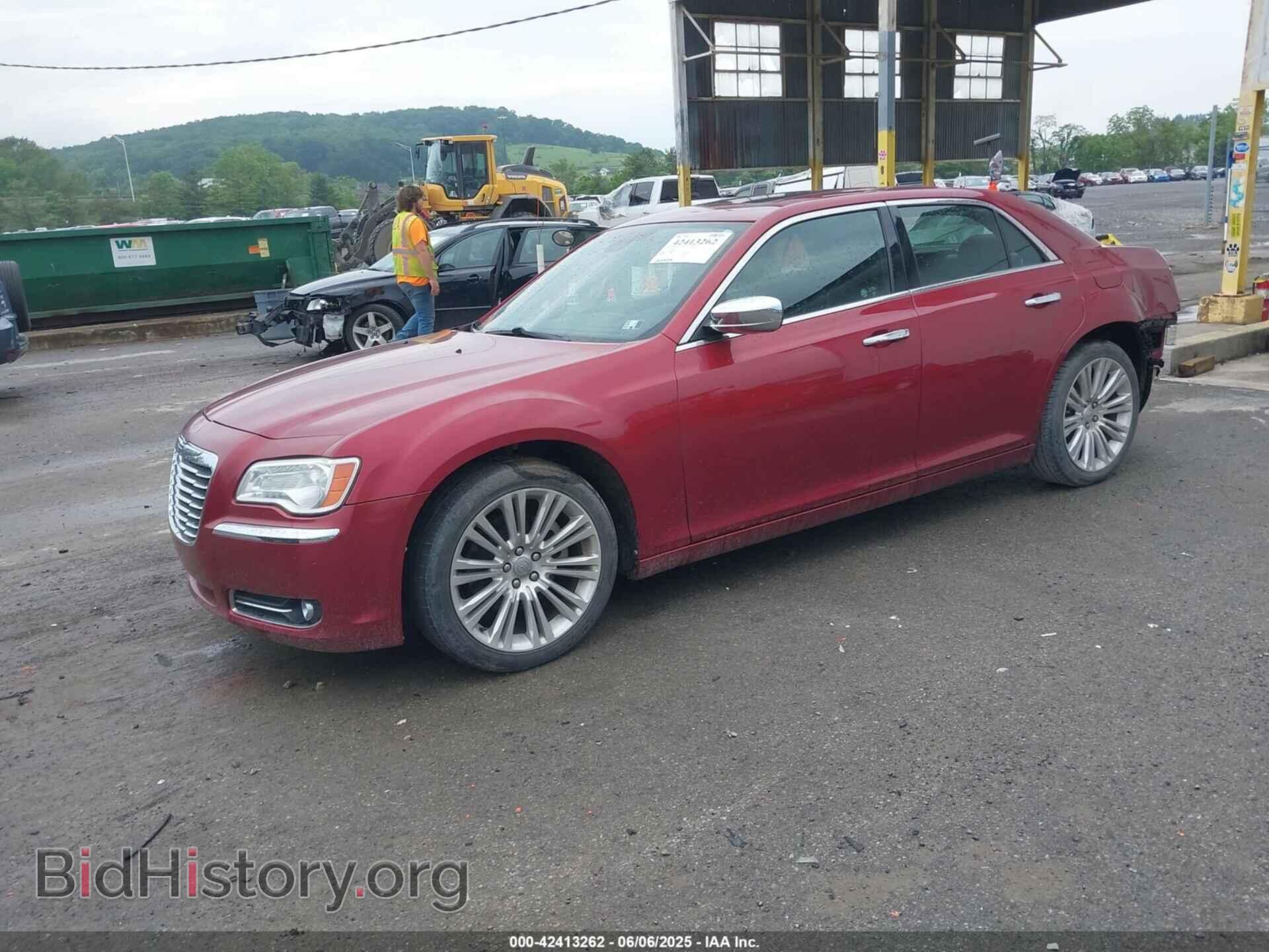 2011 CHRYSLER 300C - VIN: 2C3CA6CT8BH537978 - Фото 2