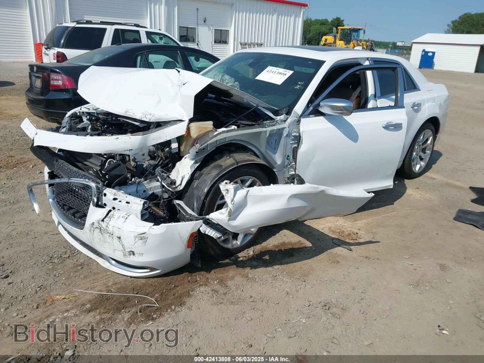 2018 CHRYSLER 300 - VIN: 2C3CCAPT6JH141151 - Фото 2