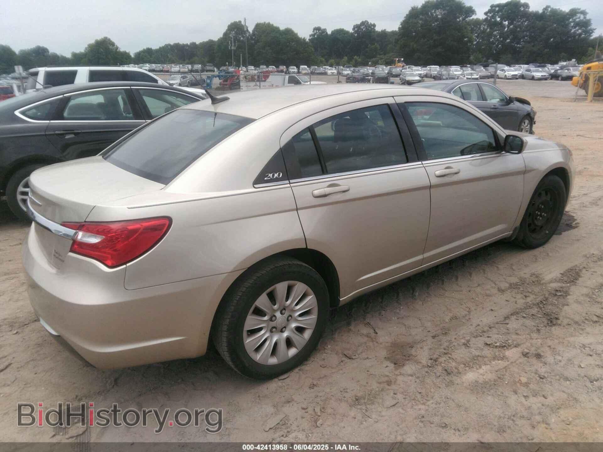 2014 CHRYSLER 200 - VIN: 1C3CCBAB5EN206428 - Фото 4