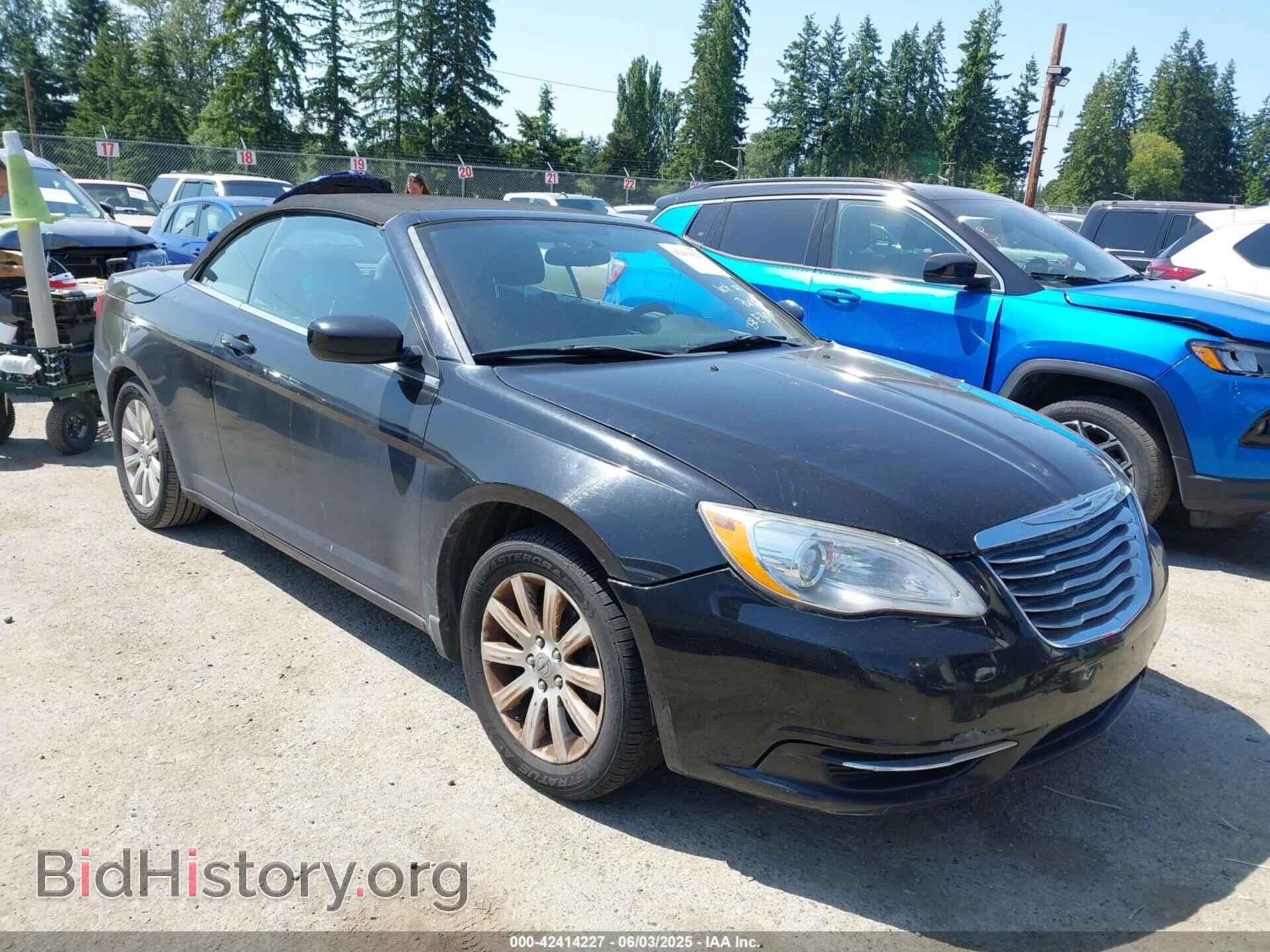 Photo 1C3BC2EG0BN620472 - CHRYSLER 200 2011