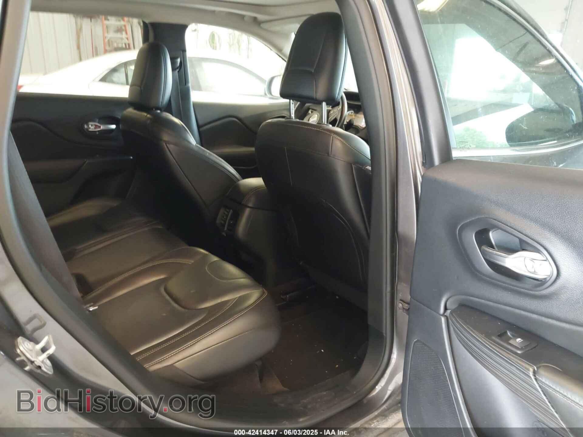 2017 JEEP CHEROKEE - VIN: 1C4PJMDS3HW512892 - Фото 8