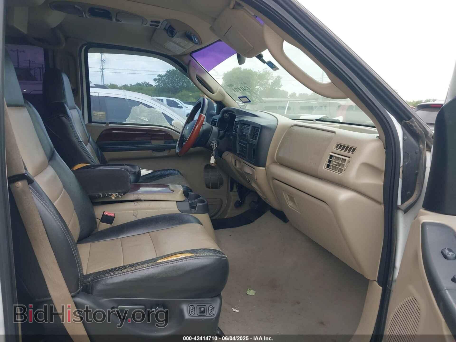 2005 FORD EXCURSION - VIN: 1FMNU44L25ED02868 - Photo 5
