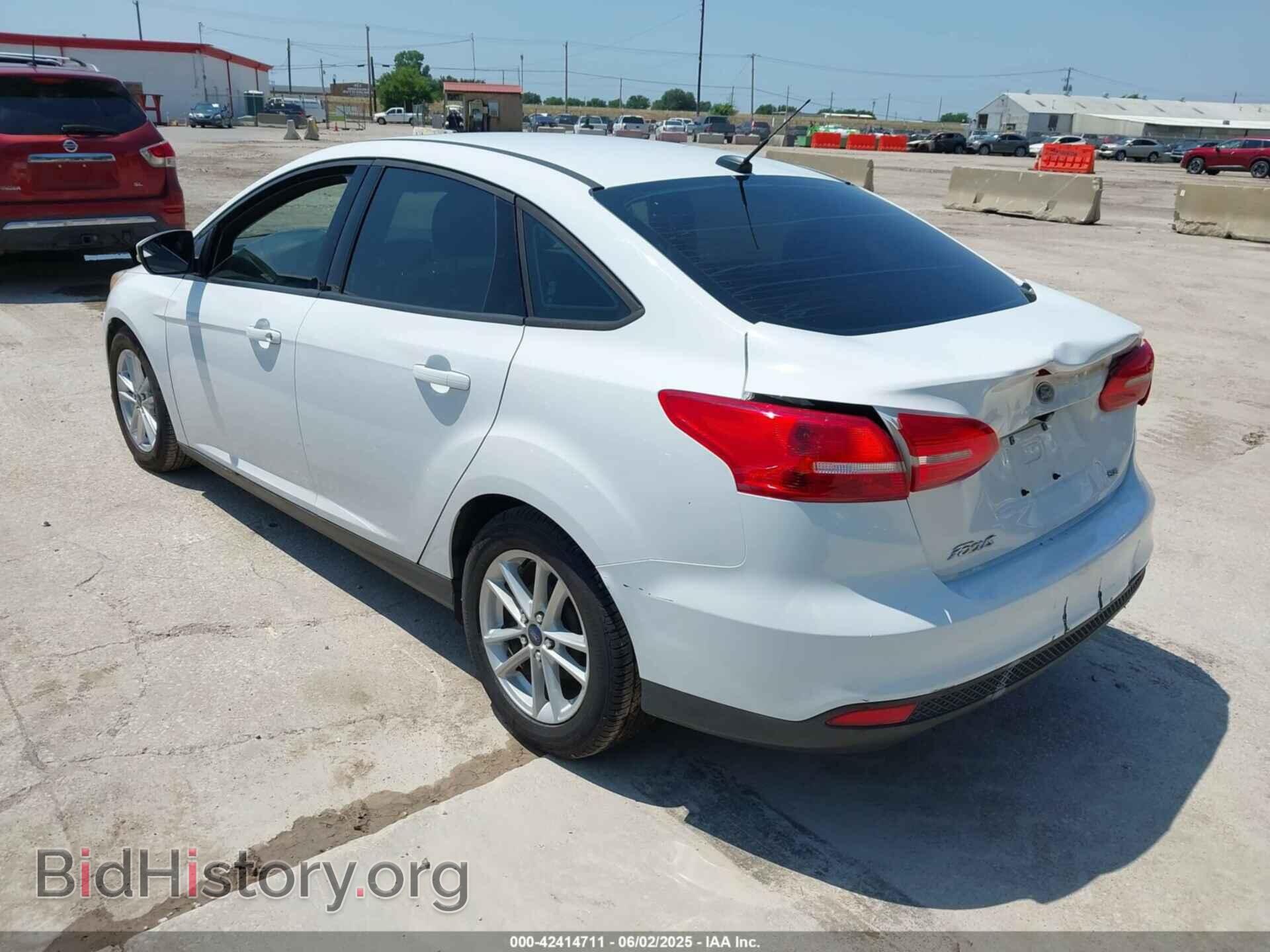 2017 FORD FOCUS - VIN: 1FADP3F28HL307889 - Фото 3