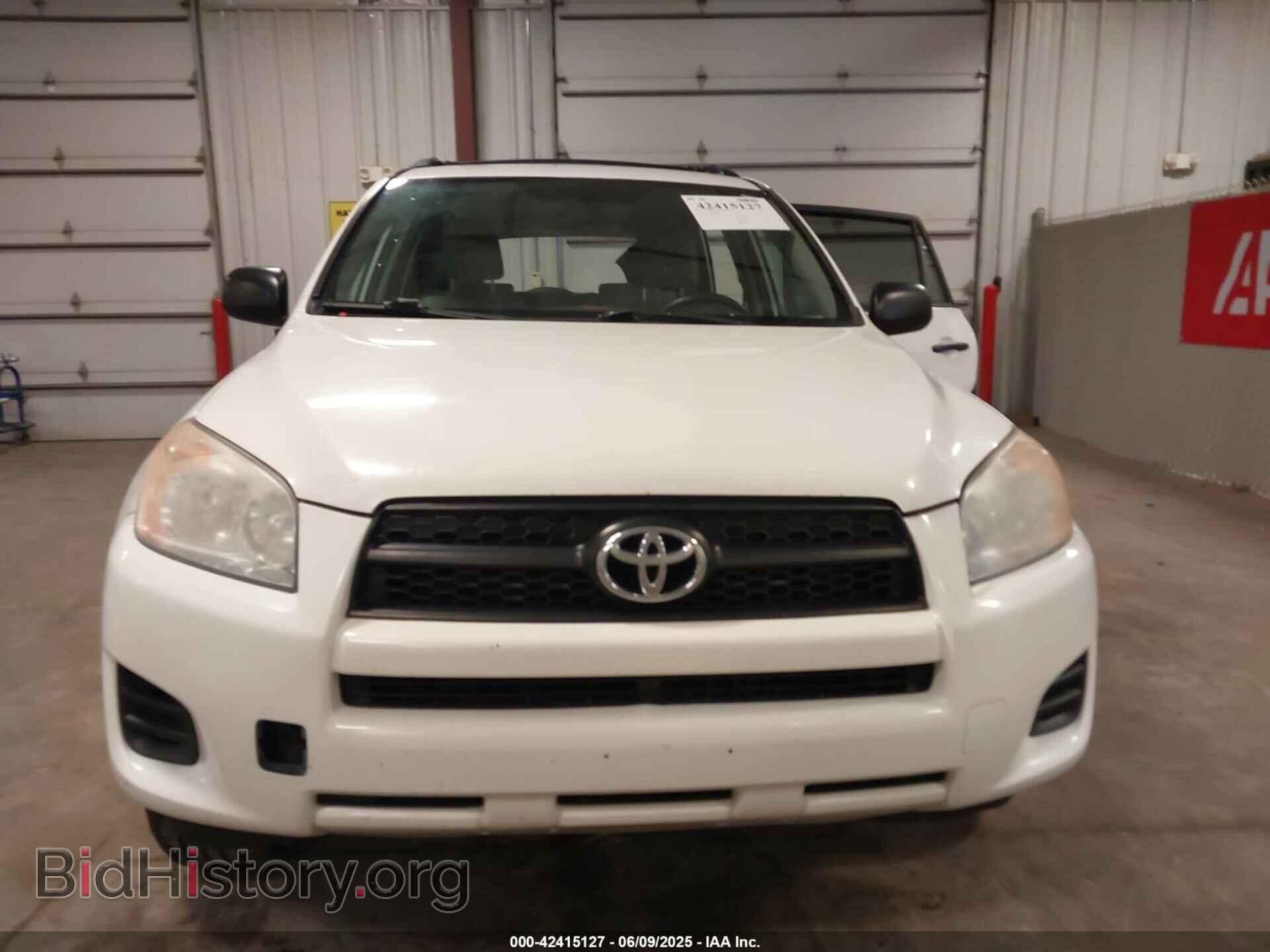 2011 TOYOTA RAV4 - VIN: 2T3BF4DV5BW085663 - Фото 13
