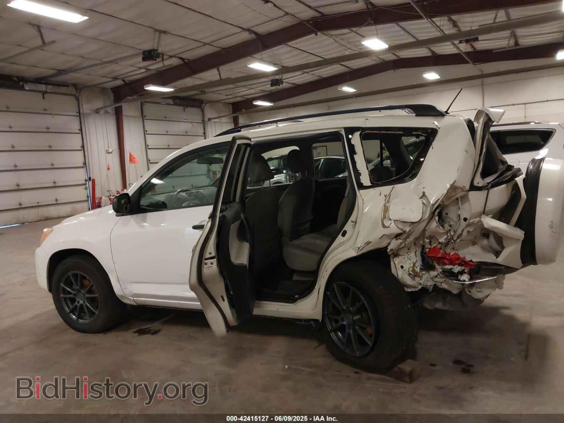 2011 TOYOTA RAV4 - VIN: 2T3BF4DV5BW085663 - Фото 15