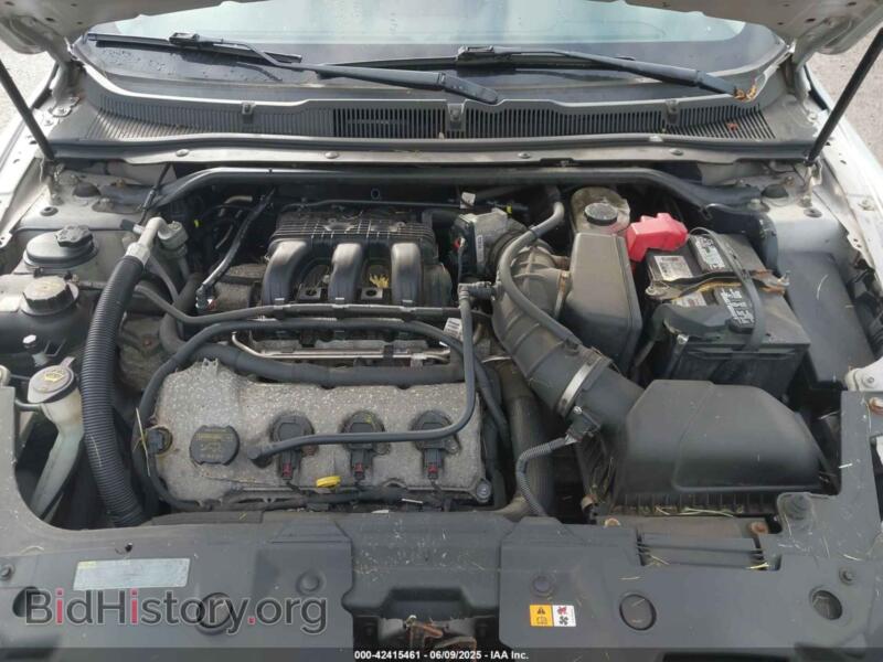 2011 Ford TAURUS (VIN 1FAHP2HW8BG176832) — photo 10 of 12