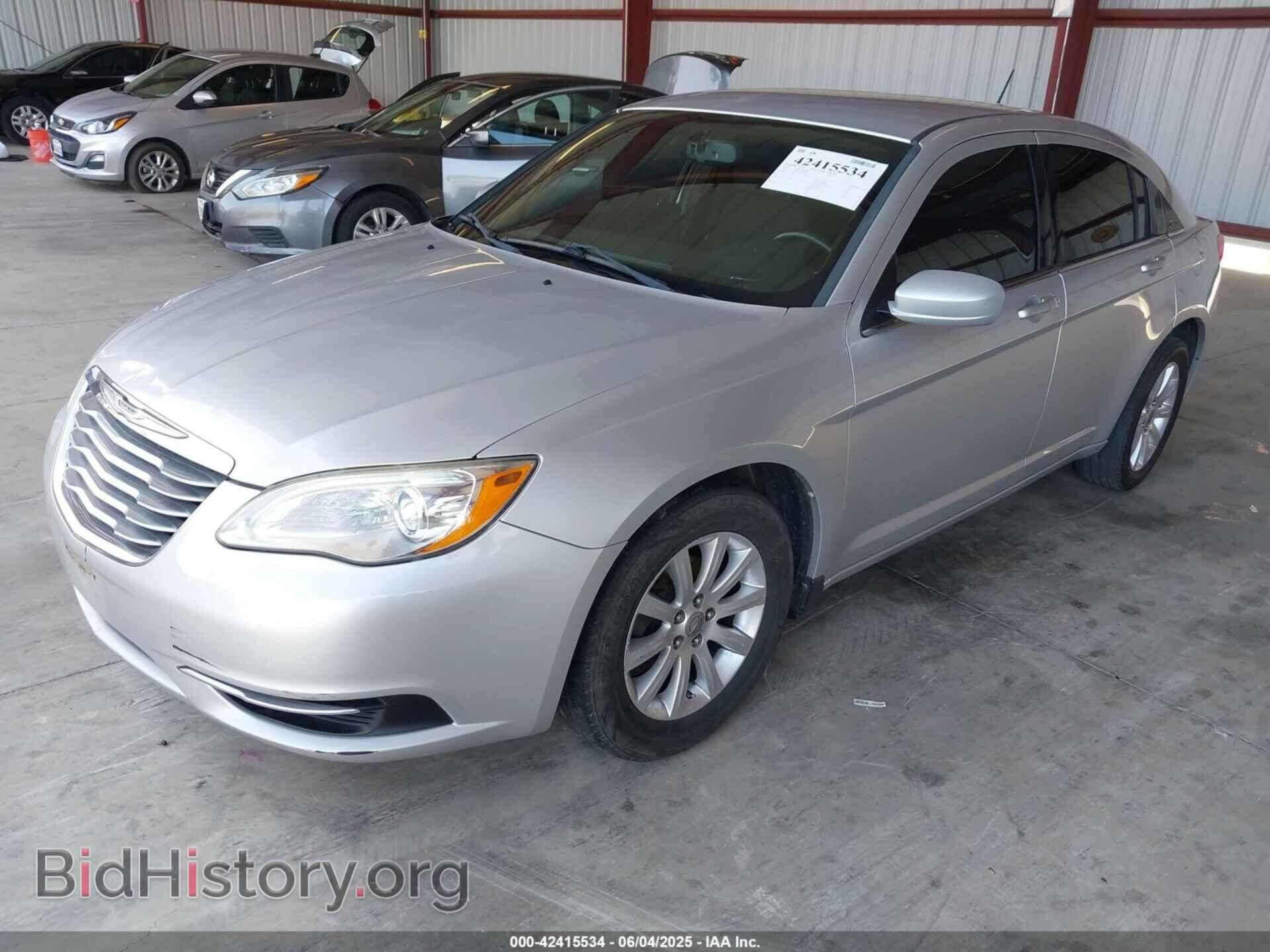 2012 CHRYSLER 200 - VIN: 1C3CCBBB3CN101382 - Фото 2