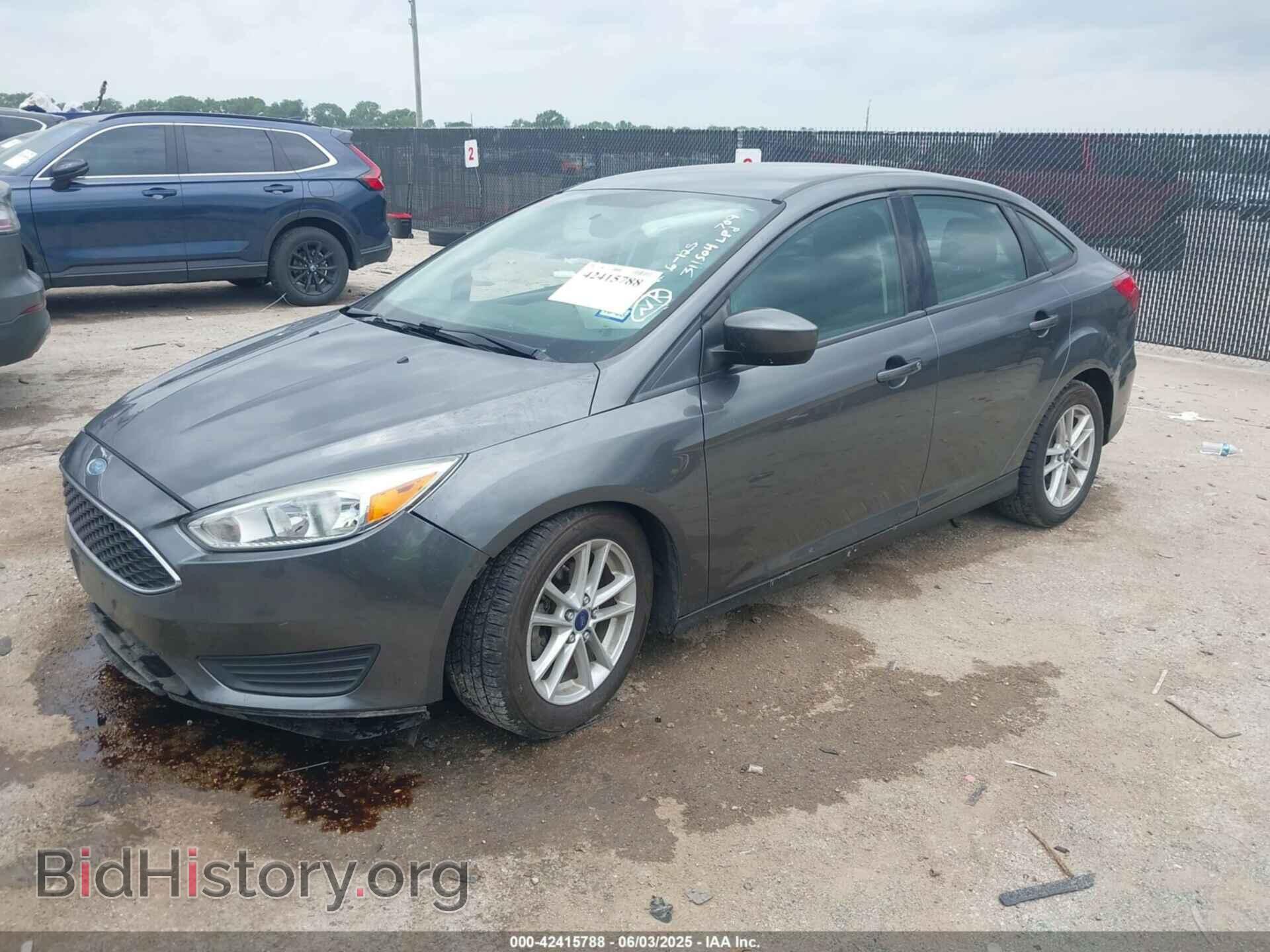 2018 FORD FOCUS - VIN: 1FADP3F23JL321768 - Фото 2