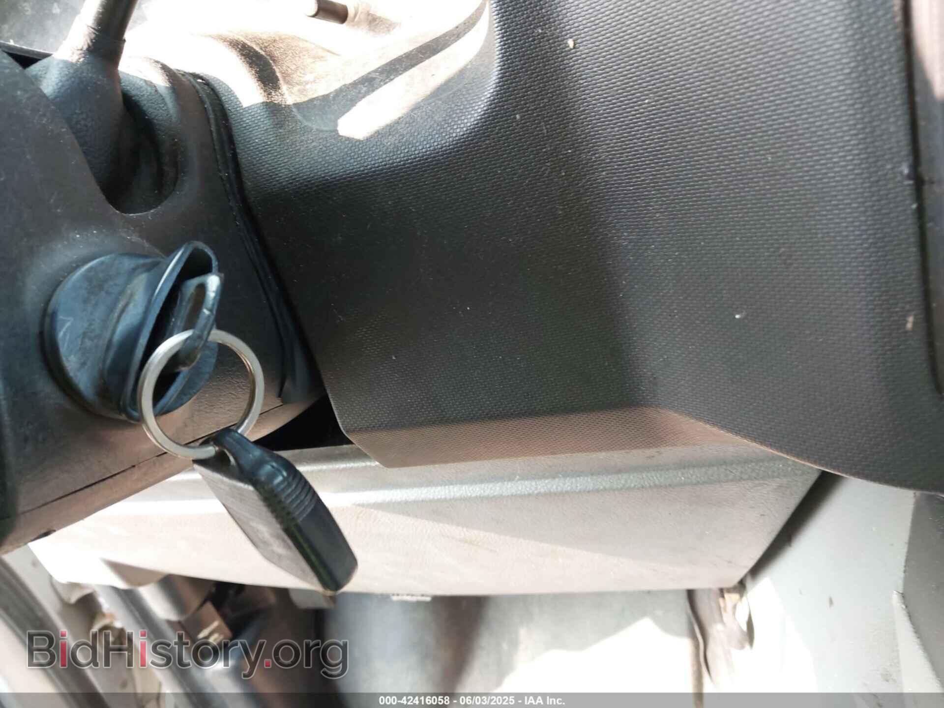 2011 FORD E-150 - VIN: 1FTNE1EW3BDB06240 - Фото 11