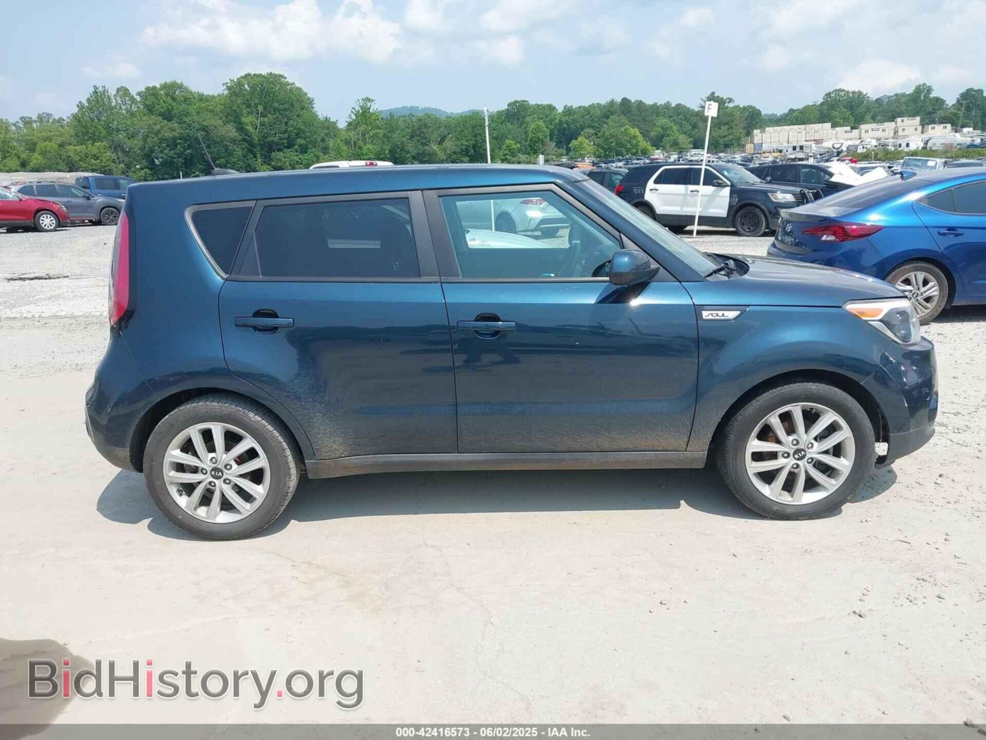 2017 KIA SOUL - VIN: KNDJP3A58H7415744 - Photo 13