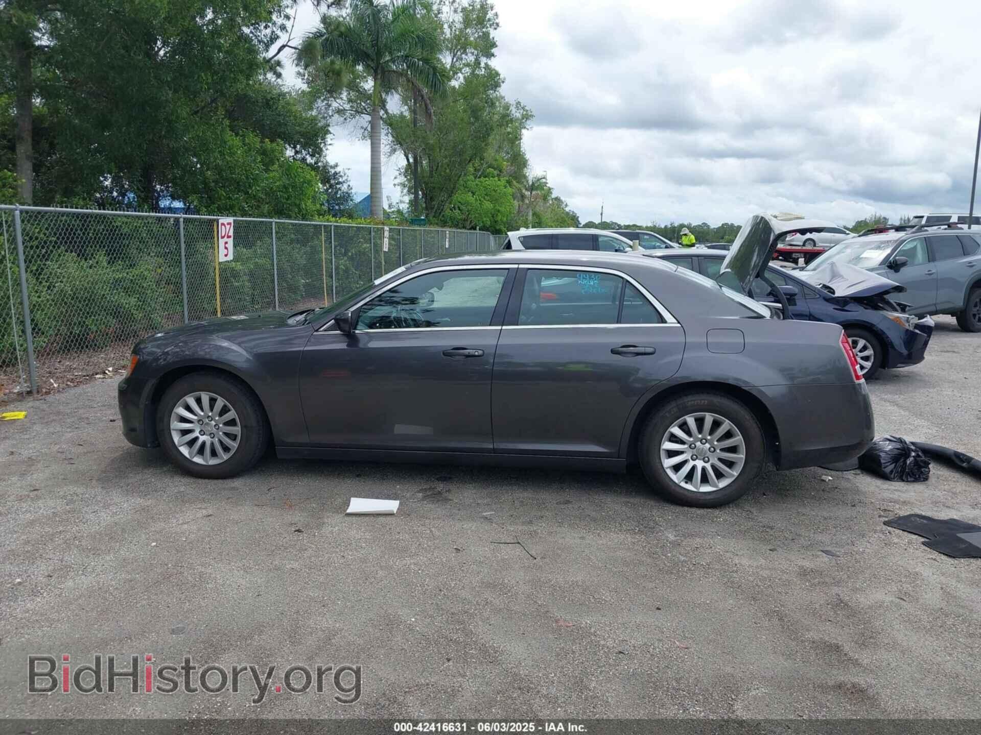 2014 CHRYSLER 300 - VIN: 2C3CCAAG7EH322857 - Фото 15
