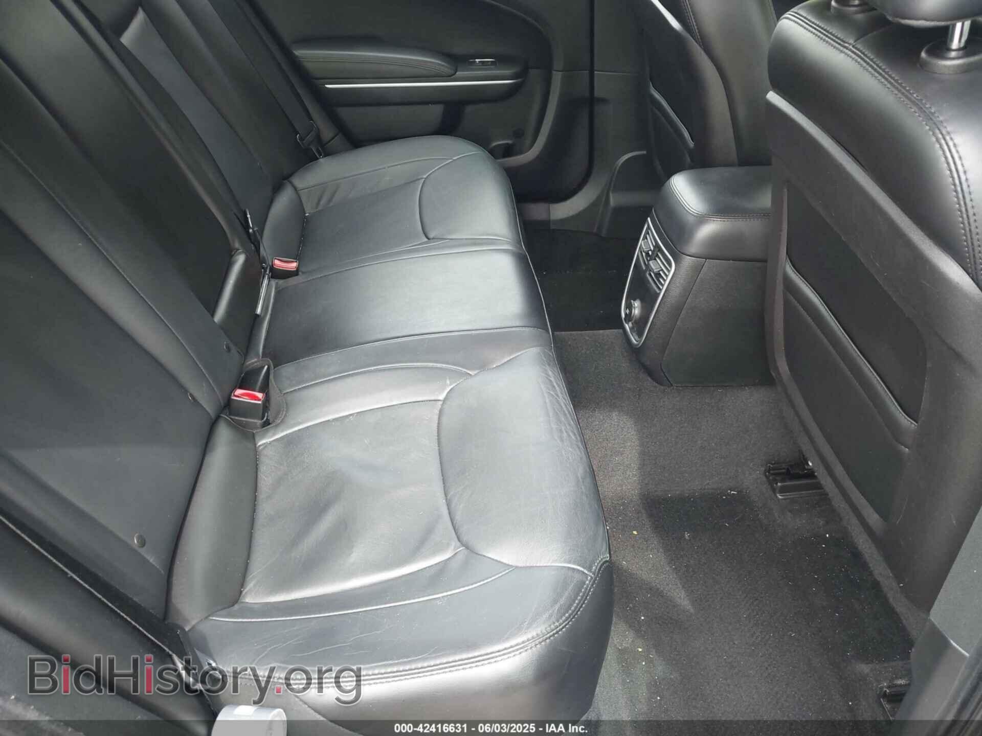 2014 CHRYSLER 300 - VIN: 2C3CCAAG7EH322857 - Фото 8