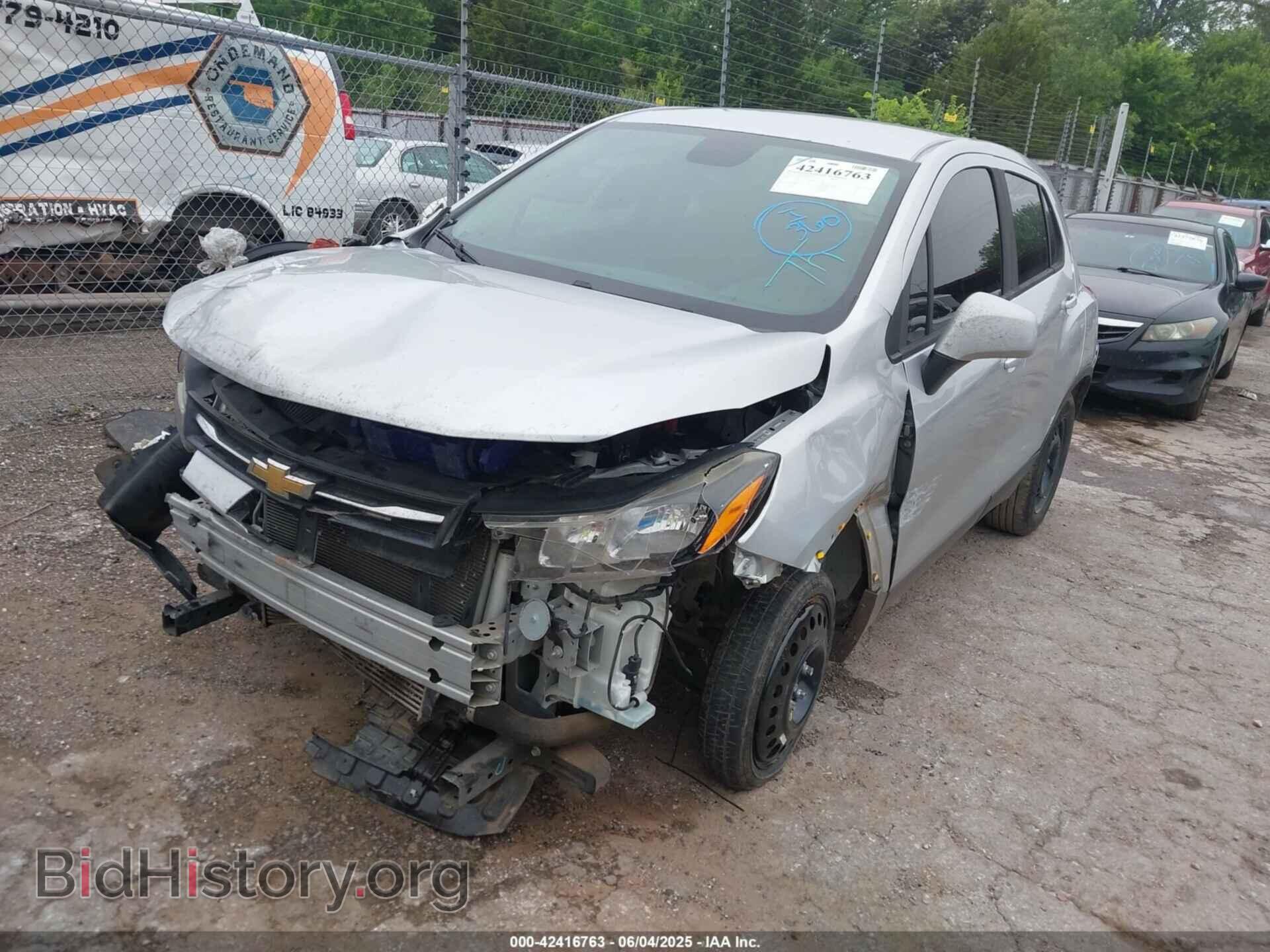 2017 CHEVROLET TRAX - VIN: KL7CJKSB2HB236537 - Фото 2