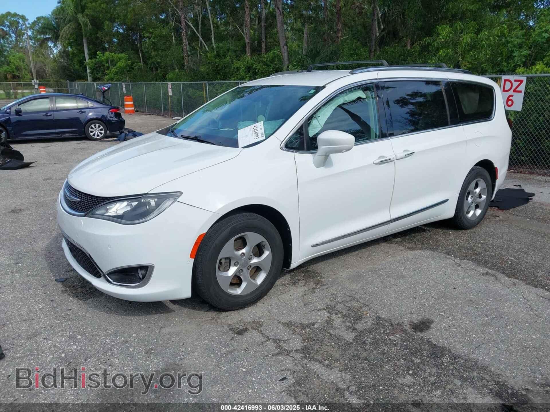 2017 CHRYSLER PACIFICA - VIN: 2C4RC1EG4HR652969 - Photo 2