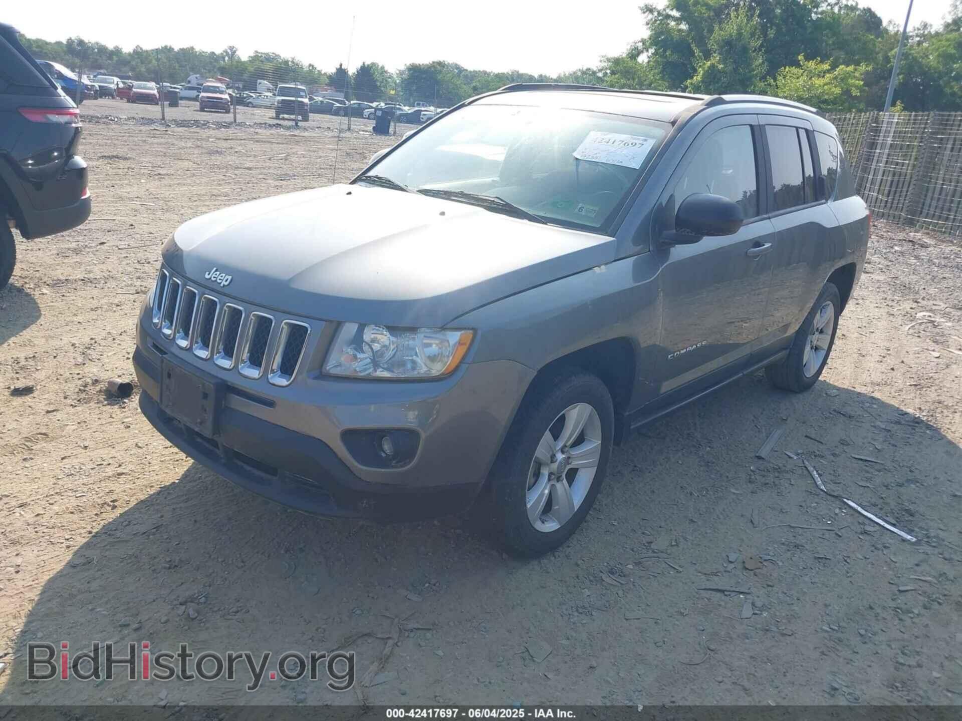 2011 JEEP COMPASS - VIN: 1J4NF1FB3BD202288 - Photo 2