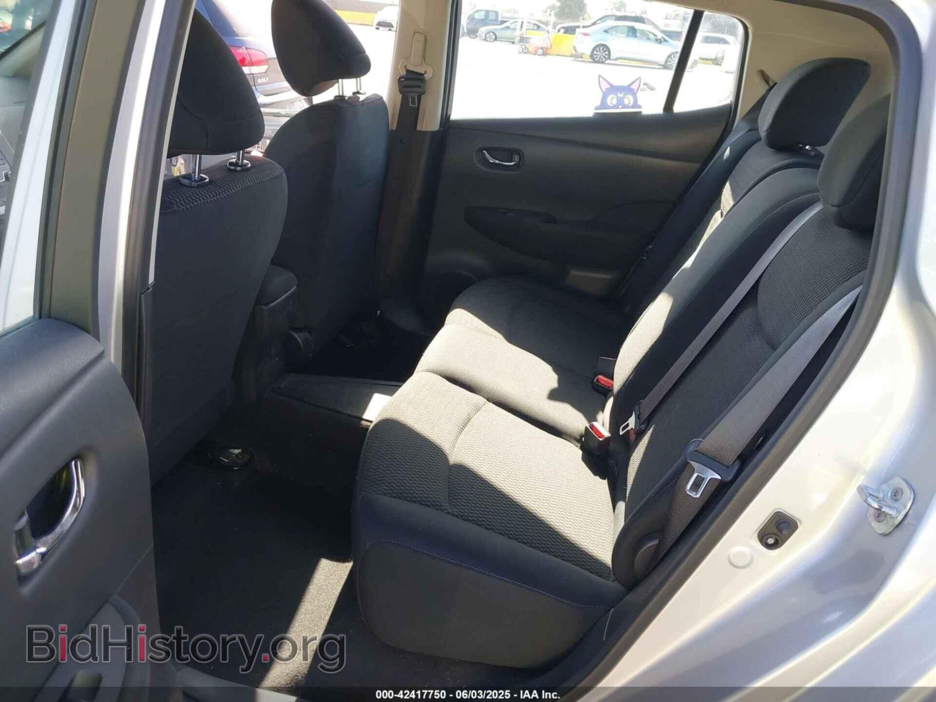 2017 NISSAN LEAF - VIN: 1N4BZ0CP1HC300038 - Фото 8