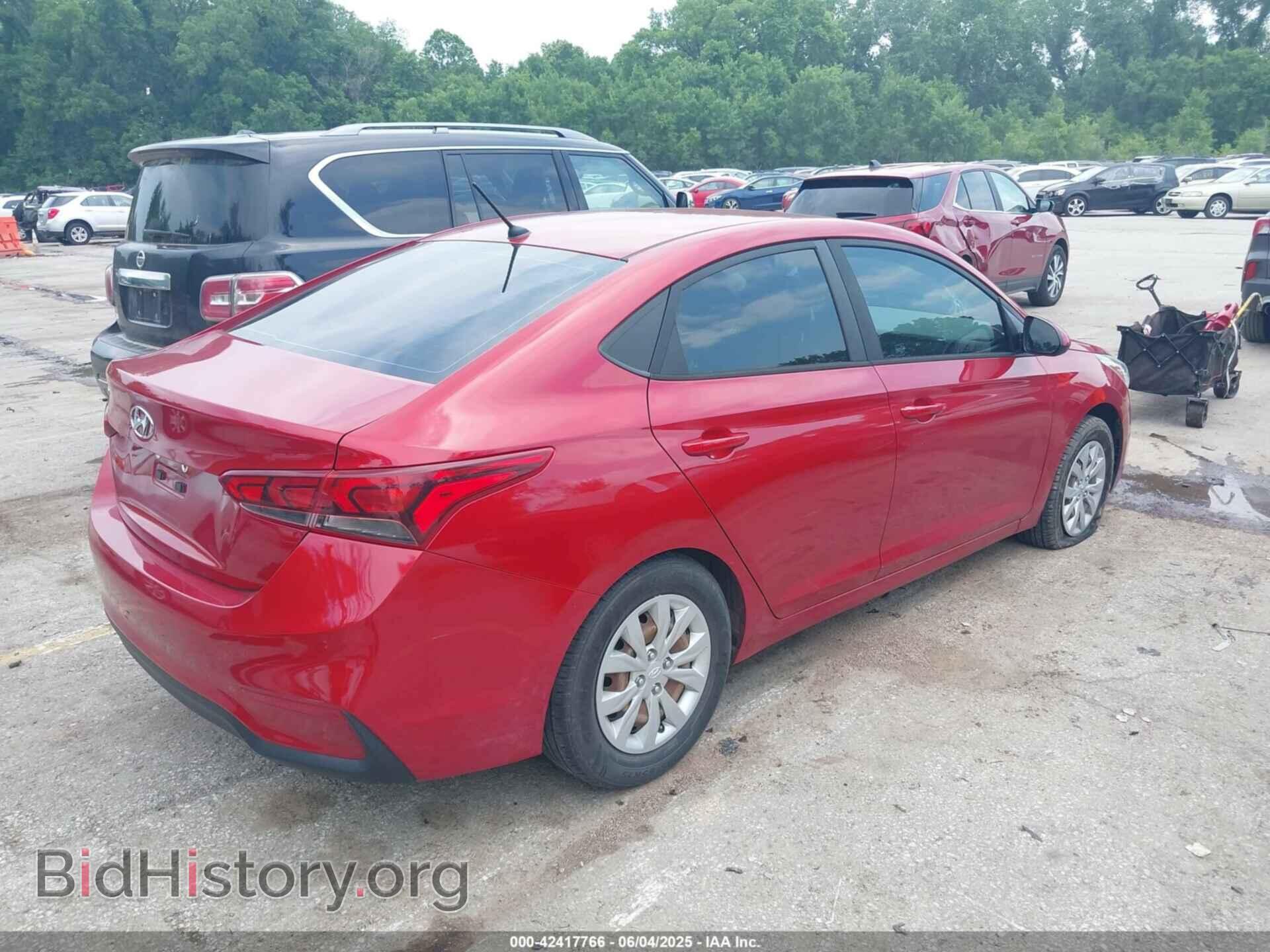 2019 HYUNDAI ACCENT - VIN: 3KPC24A39KE076432 - Фото 4