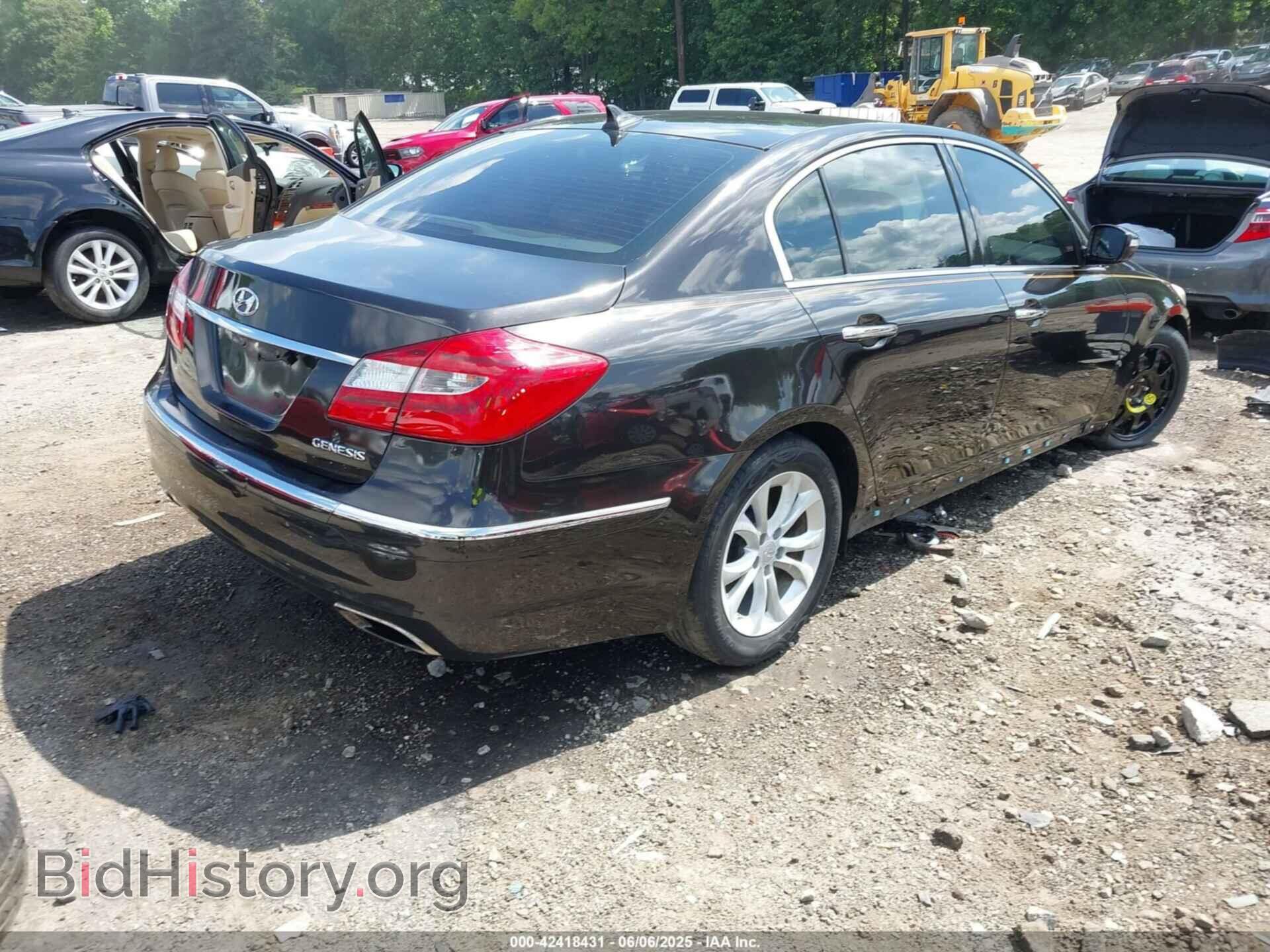 2013 HYUNDAI GENESIS - VIN: KMHGC4DD2DU246357 - Фото 4
