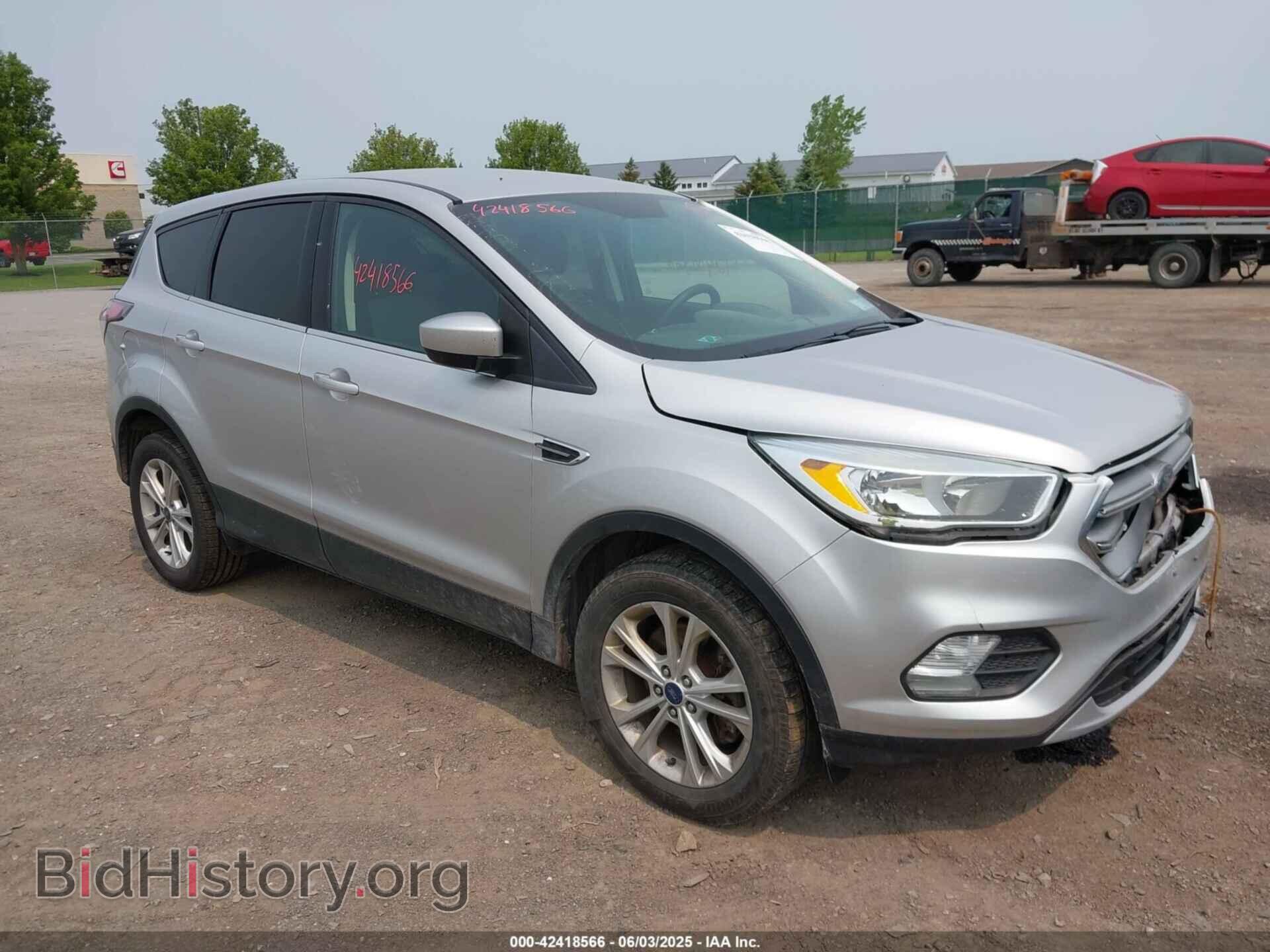 Фотография 1FMCU9GD5HUB35280 - FORD ESCAPE 2017