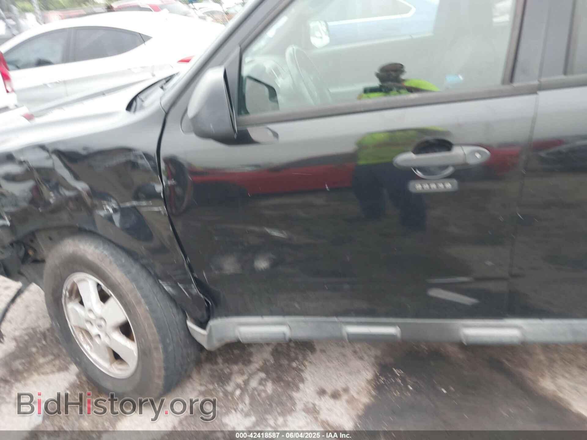 2011 FORD ESCAPE - VIN: 1FMCU0D73BKC39599 - Фото 6
