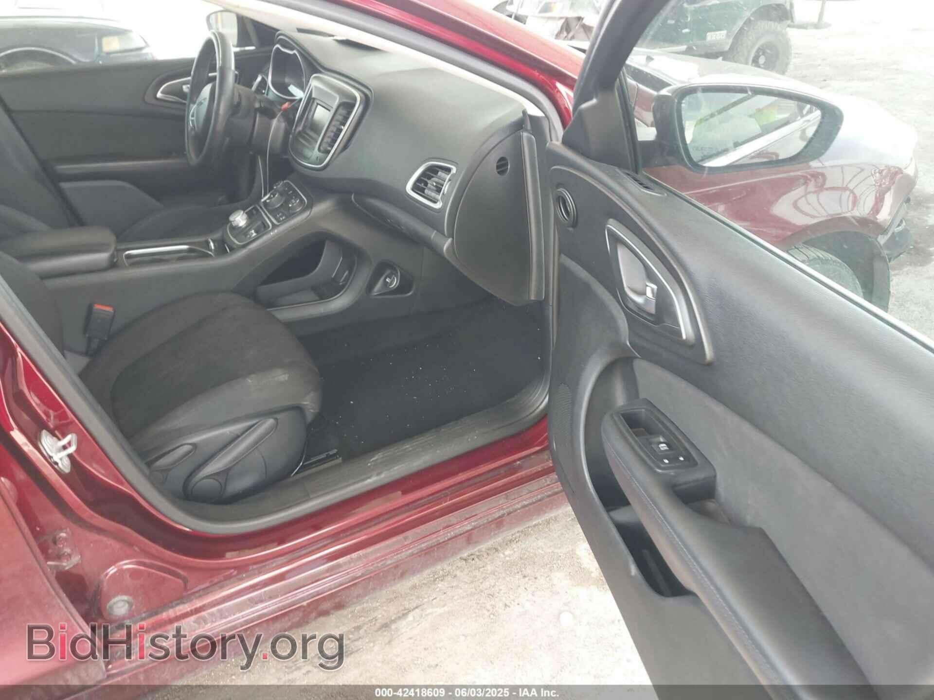2015 CHRYSLER 200 - VIN: 1C3CCCAB5FN605797 - Фото 5