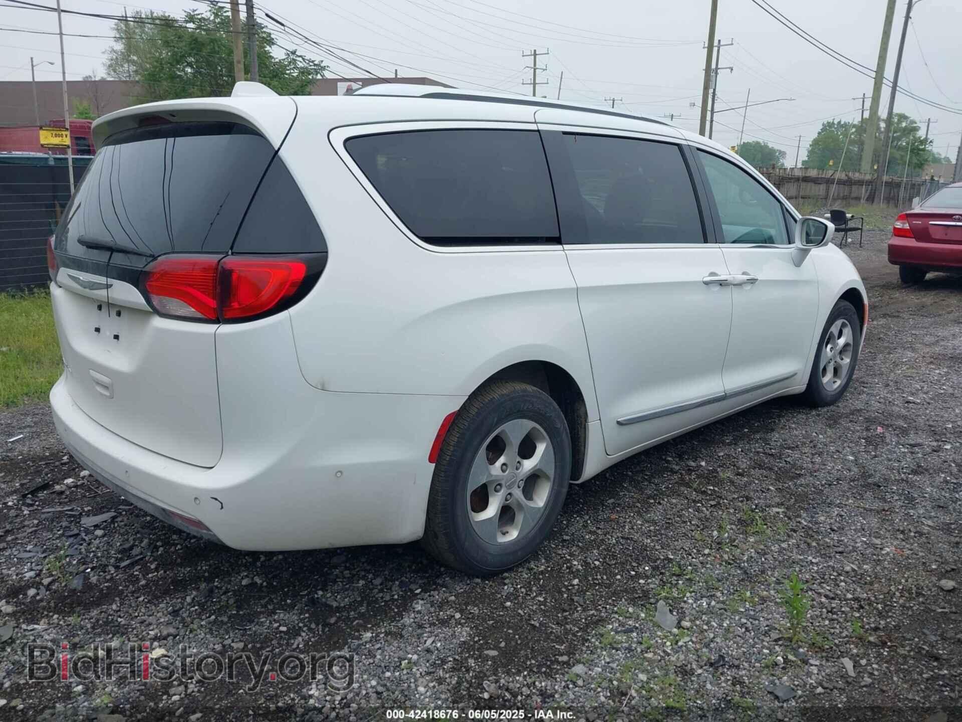 2017 CHRYSLER PACIFICA - VIN: 2C4RC1EG2HR506313 - Photo 4