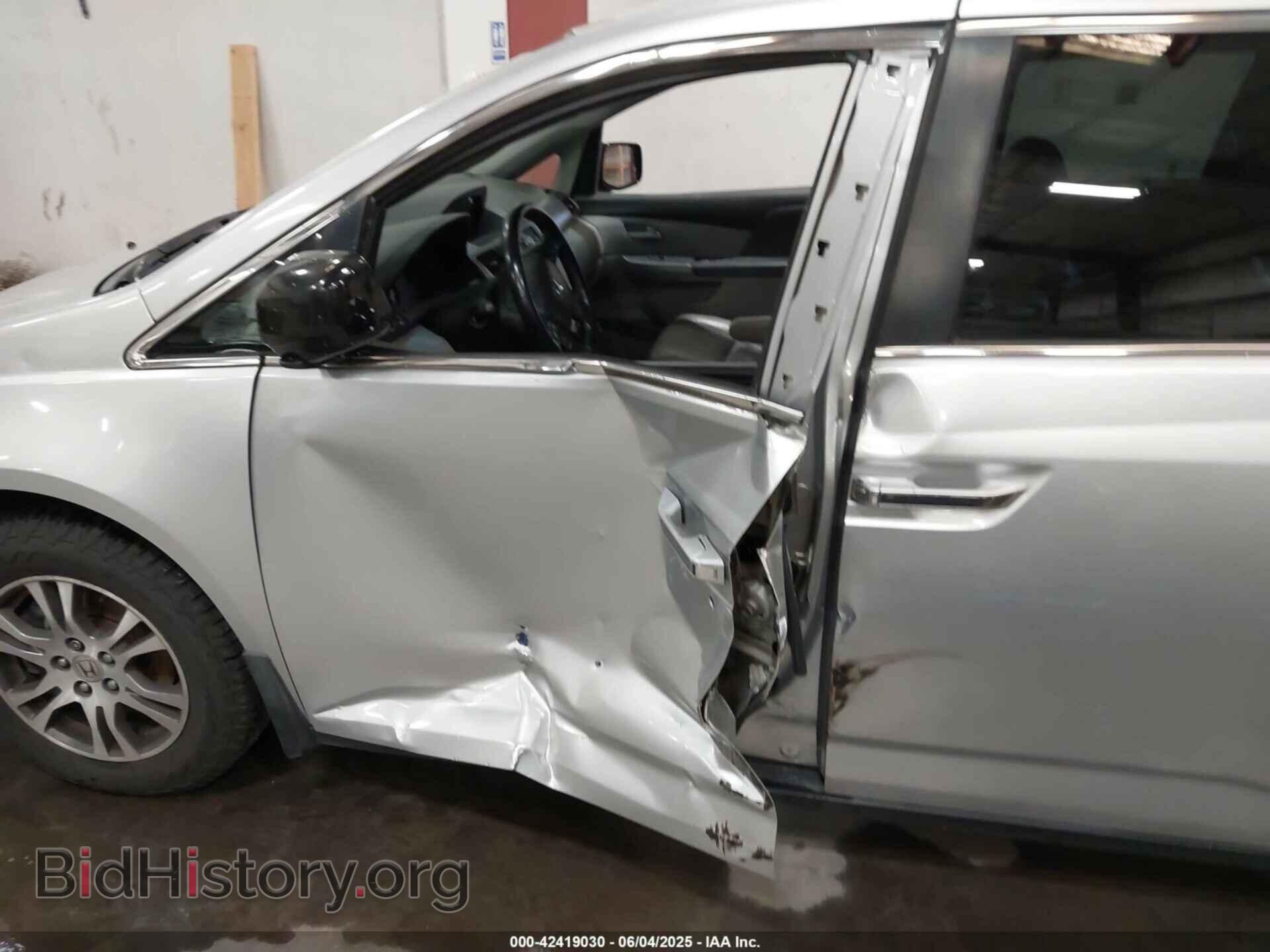 2011 HONDA ODYSSEY - VIN: 5FNRL5H66BB010332 - Фото 6