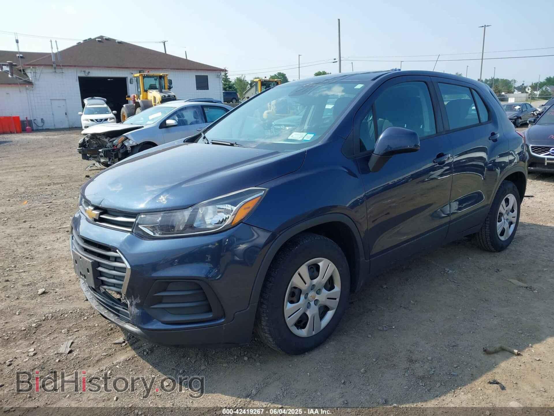 2018 CHEVROLET TRAX - VIN: 3GNCJKSB0JL331712 - Фото 2