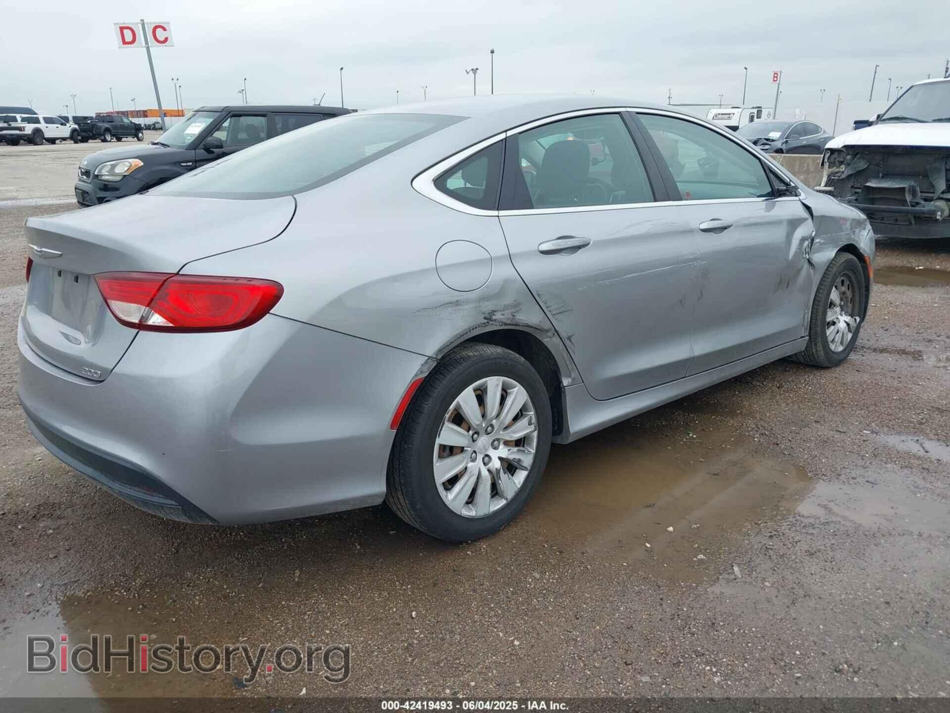 2015 CHRYSLER 200 - VIN: 1C3CCCFB0FN593275 - Фото 4