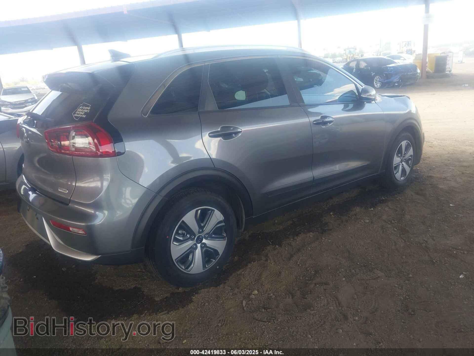 2017 KIA NIRO - VIN: KNDCC3LC4H5057764 - Фото 4