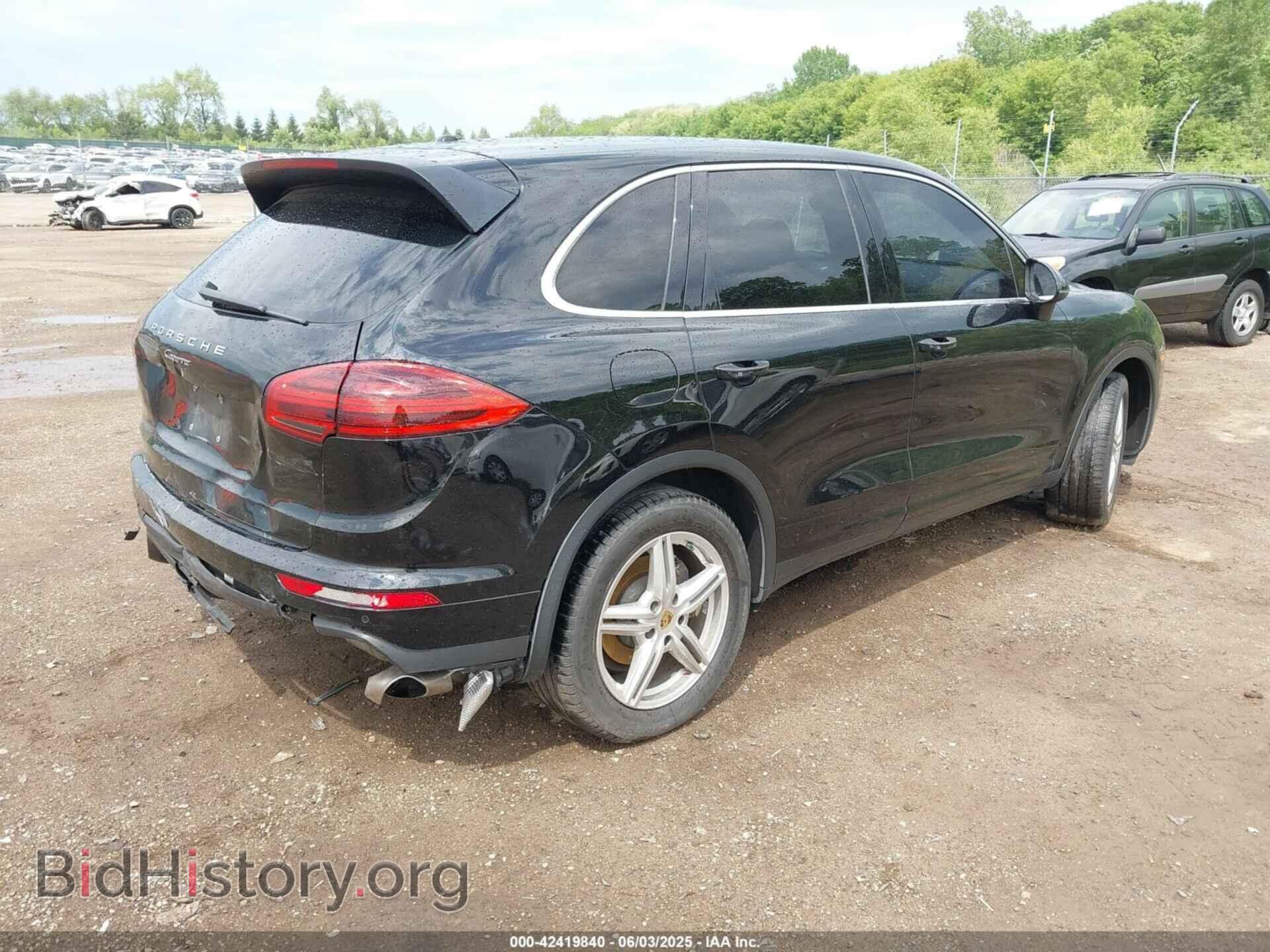 2016 PORSCHE CAYENNE - VIN: WP1AA2A29GLA03757 - Фото 4