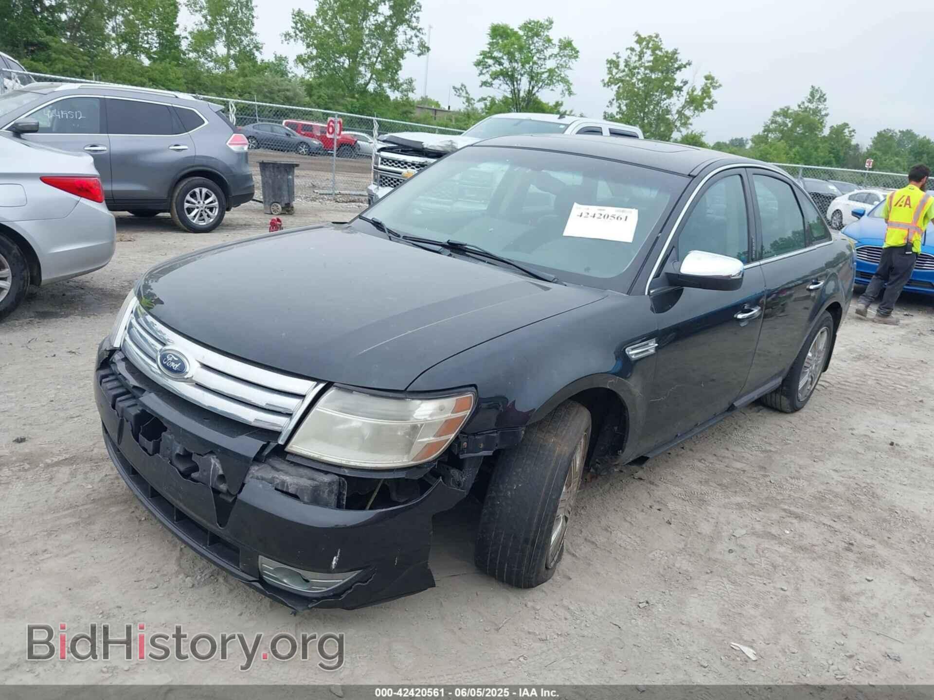 2009 FORD TAURUS - VIN: 1FAHP28W39G110523 - Фото 2