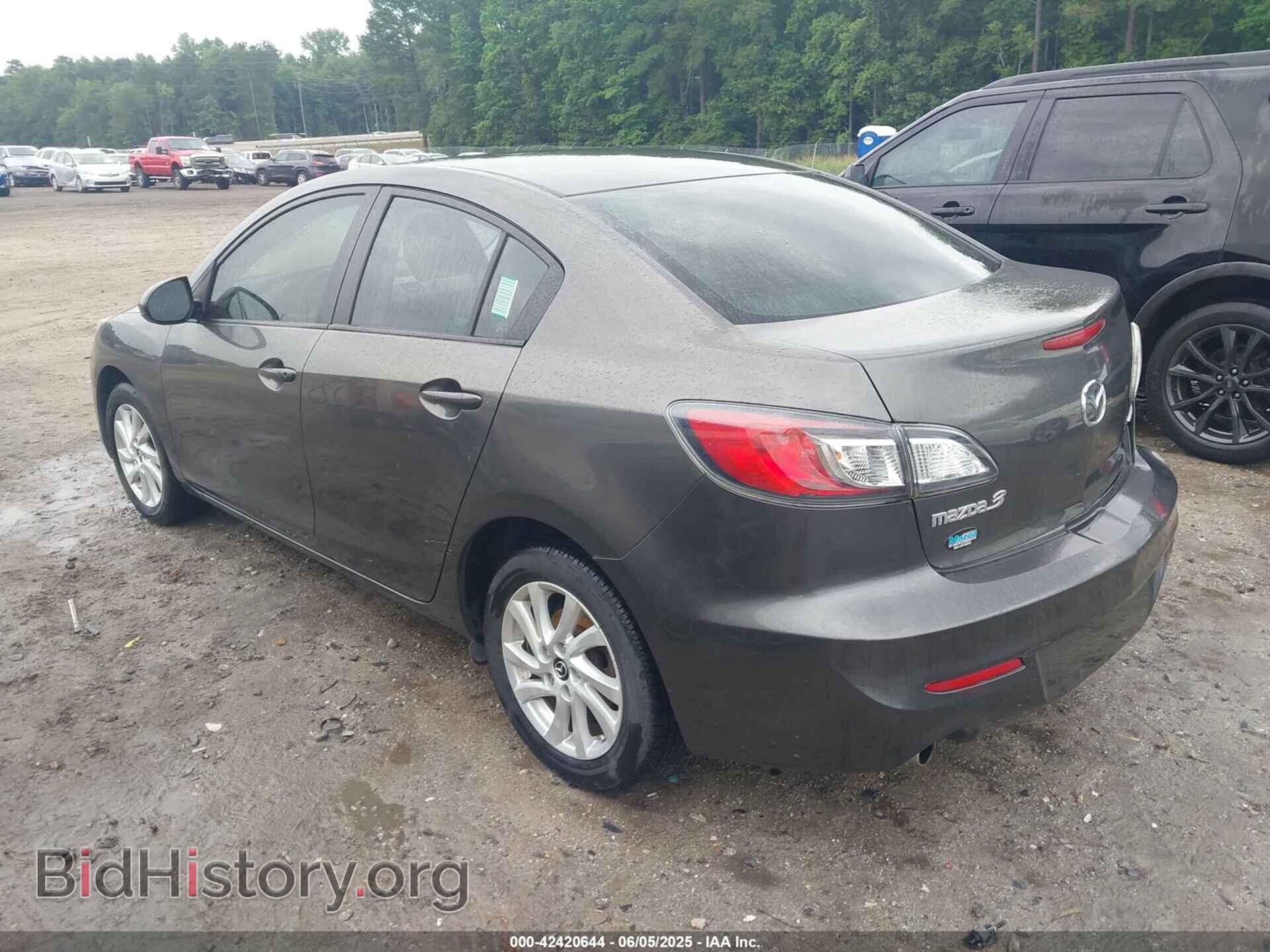 2013 MAZDA MAZDA3 - VIN: JM1BL1V76D1790397 - Фото 3