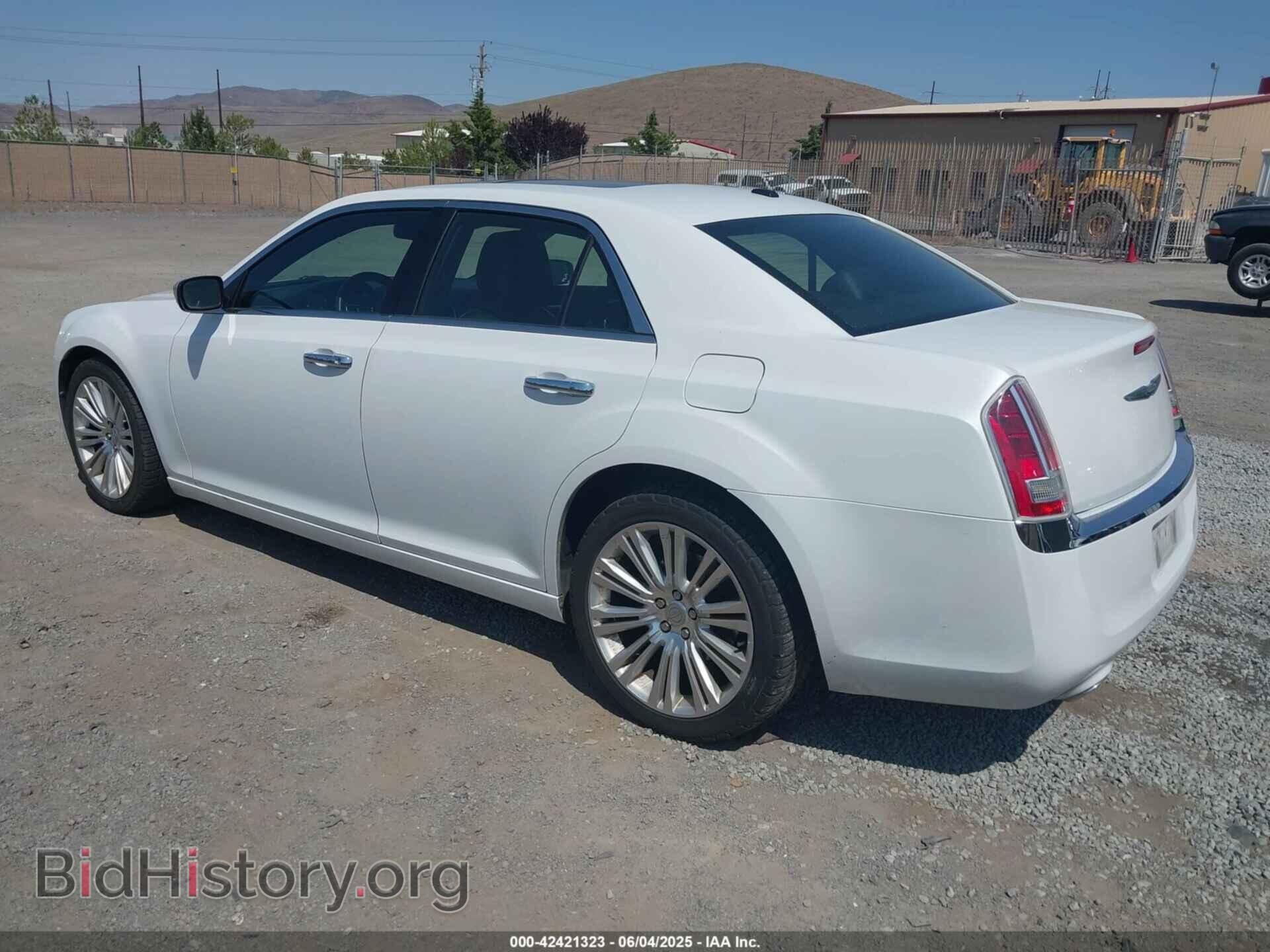 2013 CHRYSLER 300C - VIN: 2C3CCAET1DH507346 - Фото 3