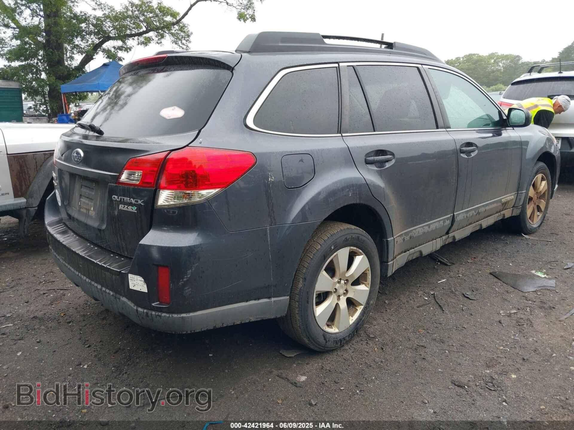2011 SUBARU OUTBACK - VIN: 4S4BRBCC1B3321882 - Photo 4