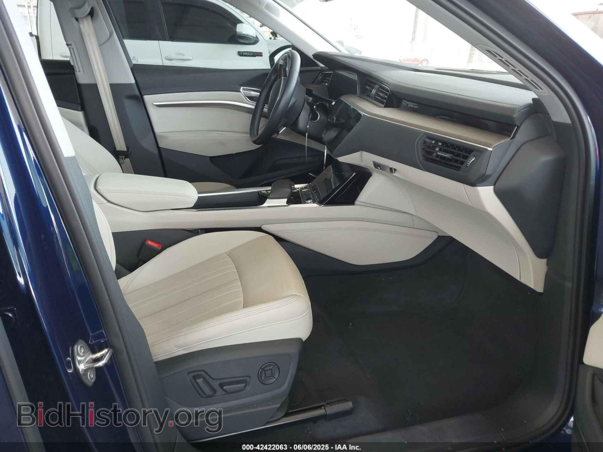 2021 AUDI E-TRON - VIN: WA1LAAGE4MB038563 - Фото 5