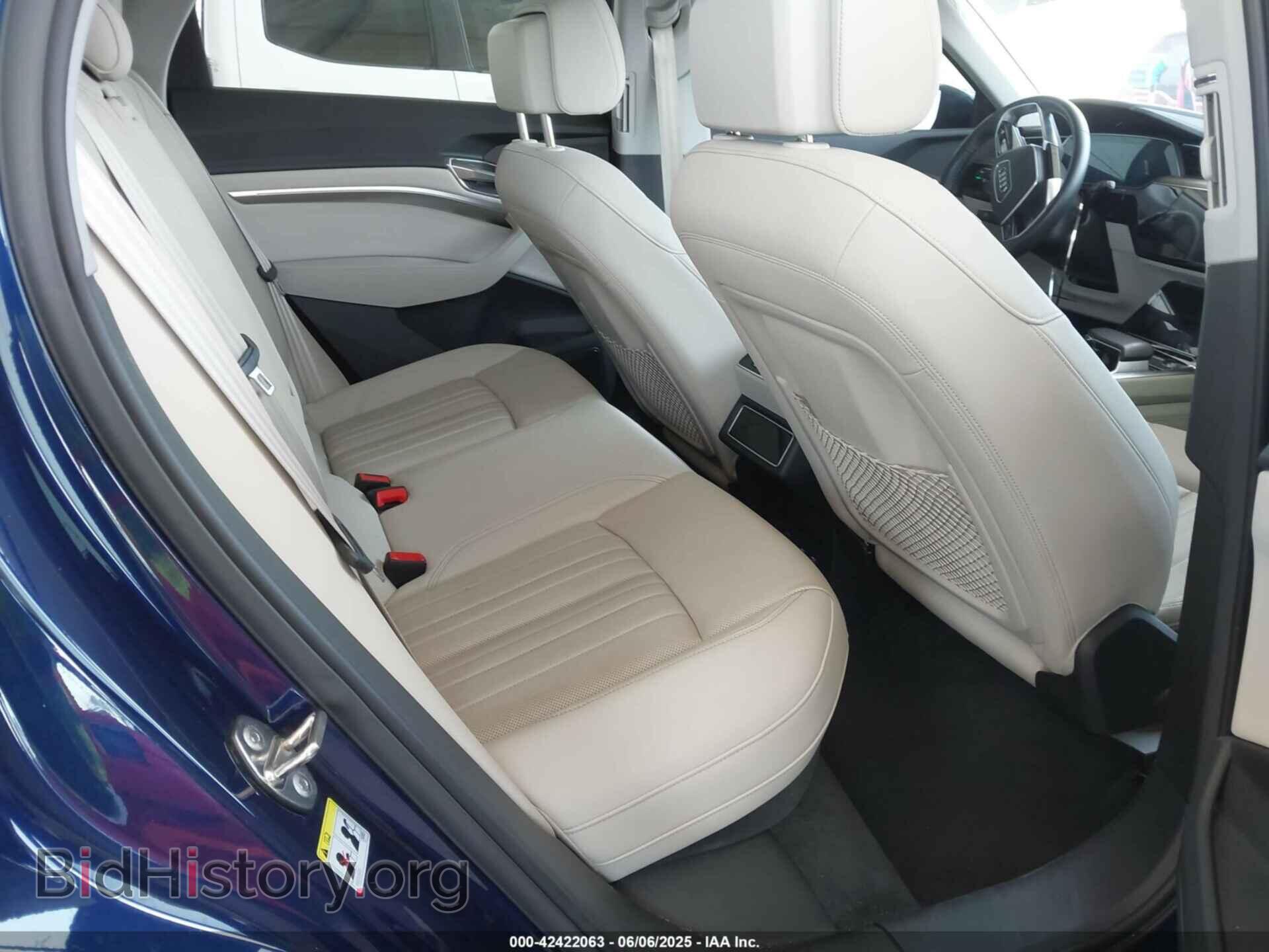 2021 AUDI E-TRON - VIN: WA1LAAGE4MB038563 - Фото 8