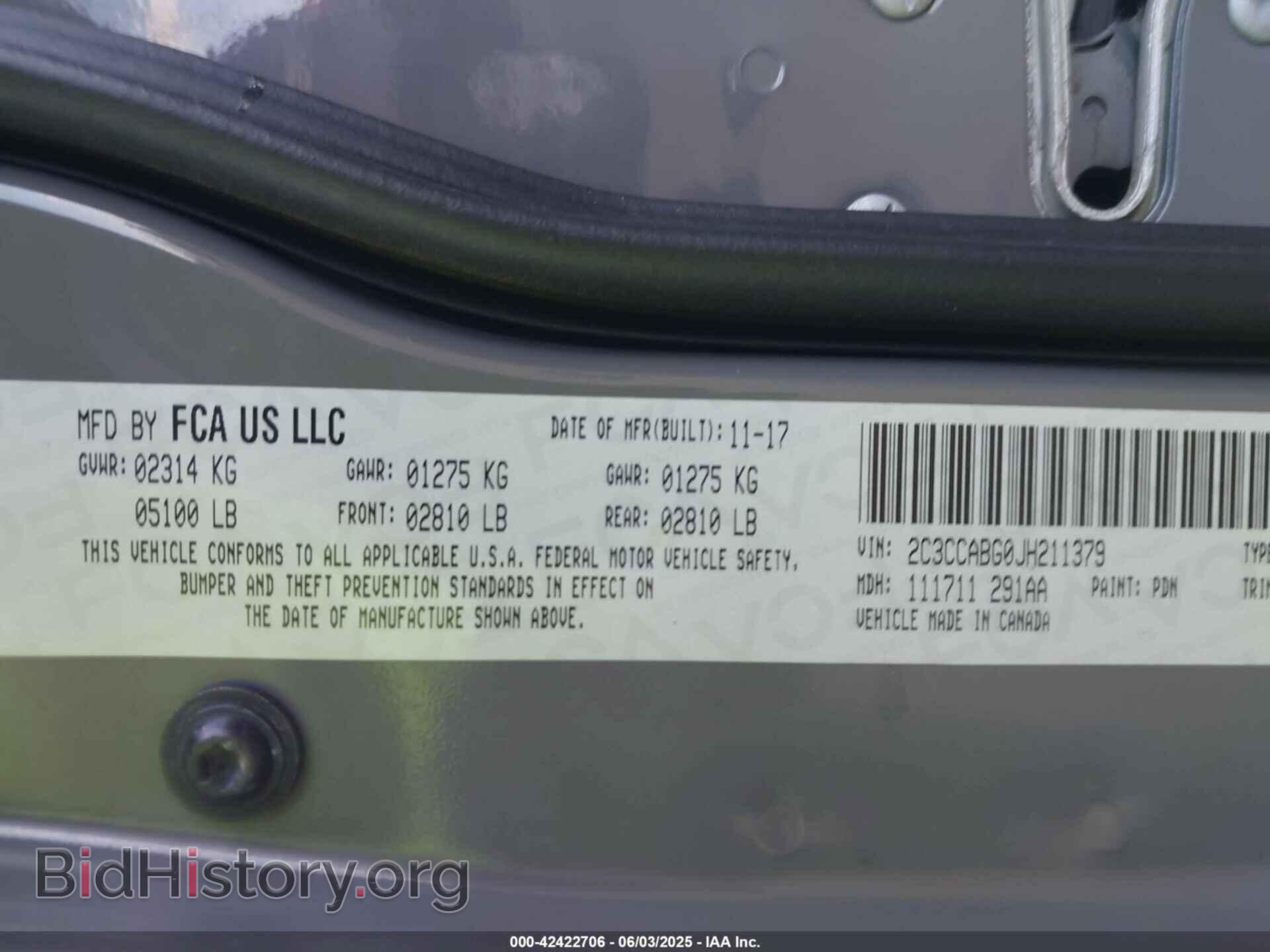 2018 CHRYSLER 300 - VIN: 2C3CCABG0JH211379 - Фото 9