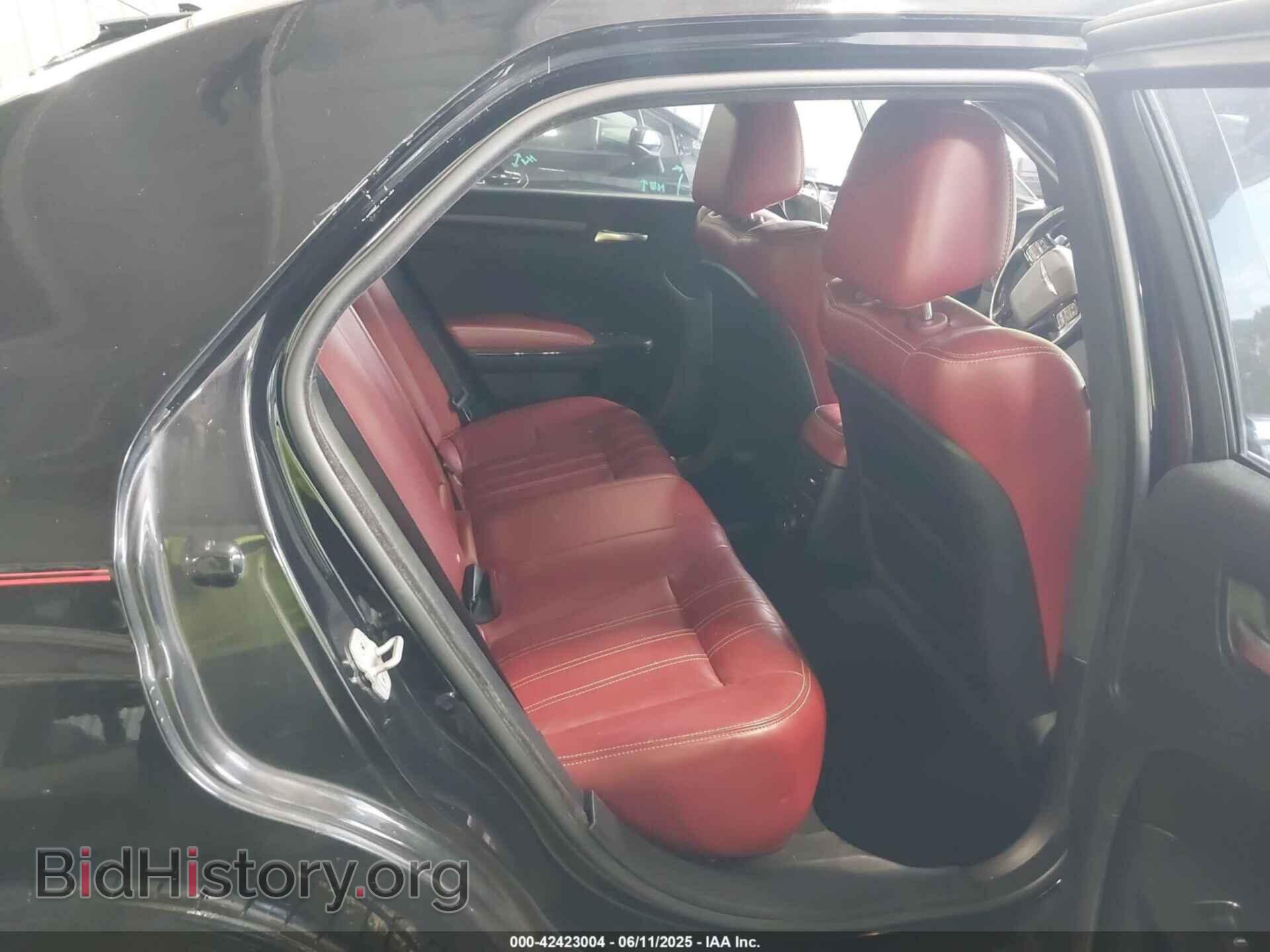 2012 CHRYSLER 300 - VIN: 2C3CCADT8CH199902 - Фото 8