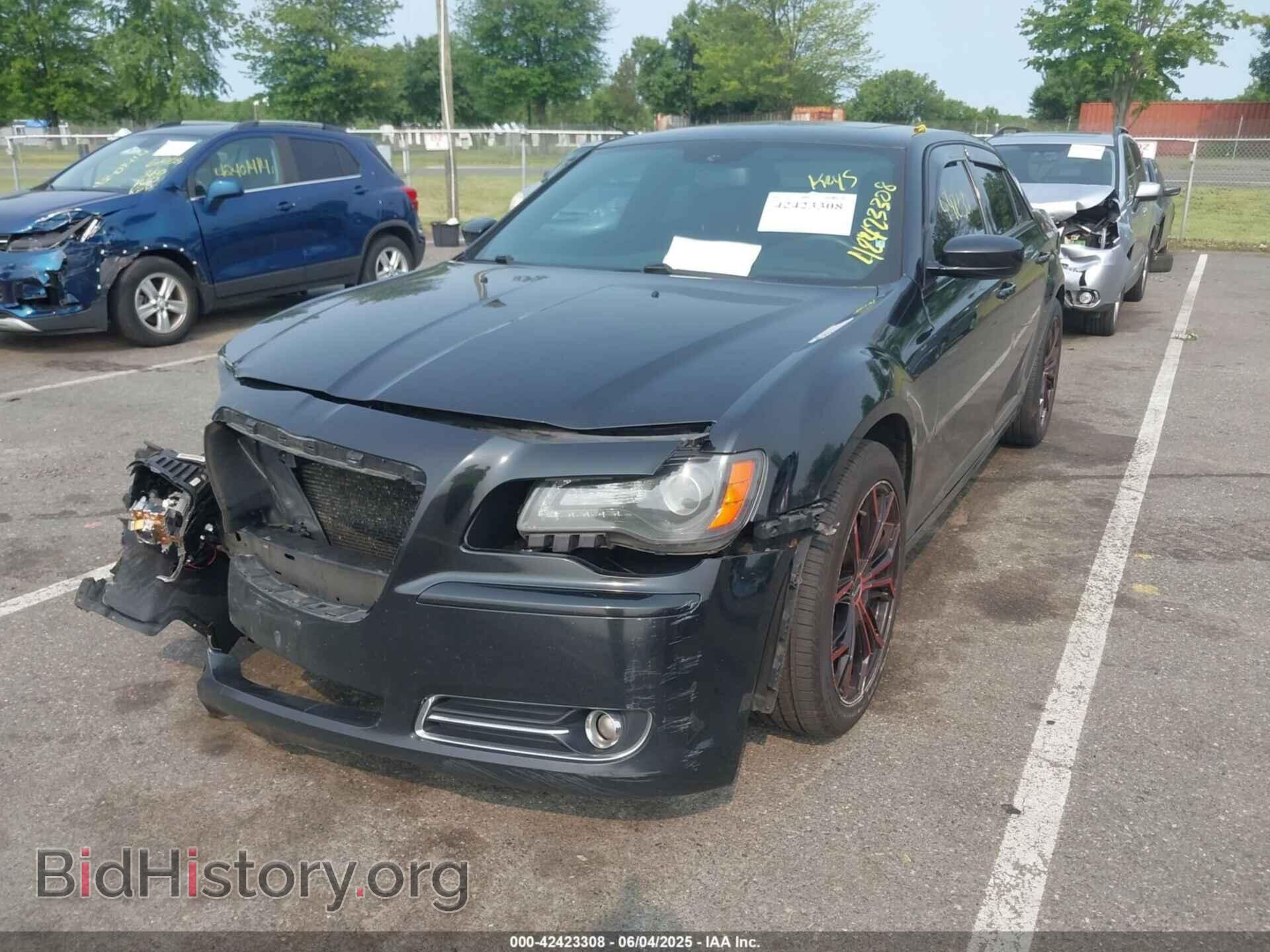 2014 CHRYSLER 300 - VIN: 2C3CCAGG4EH384322 - Фото 2