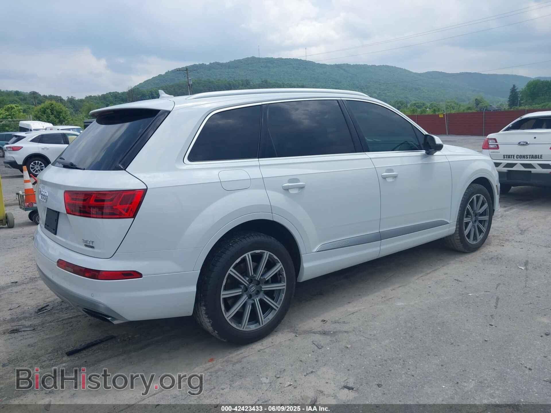 2017 AUDI Q7 - VIN: WA1VAAF73HD037362 - Фото 4