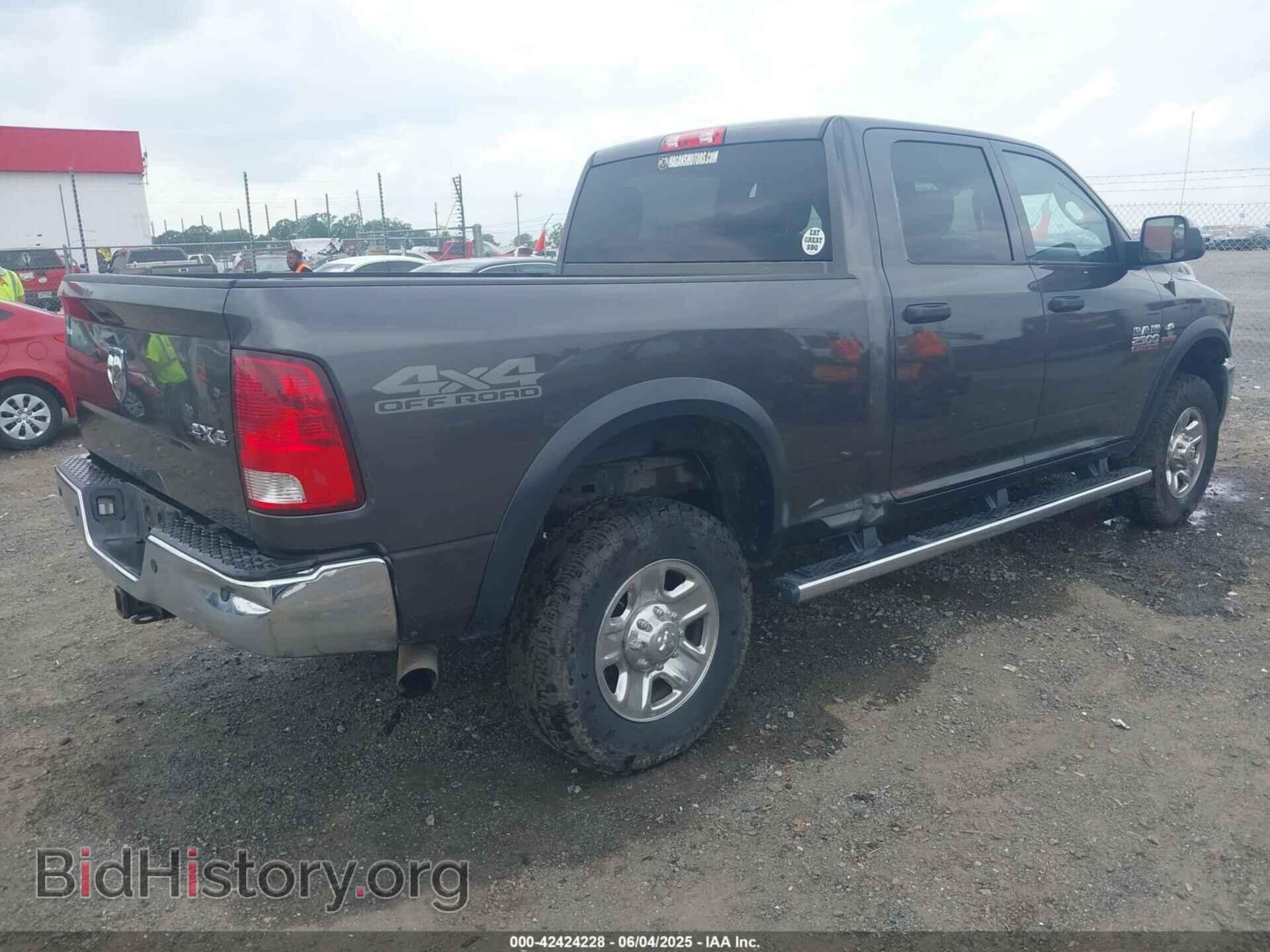 2018 RAM 2500 - VIN: 3C6UR5CL5JG301202 - Фото 4