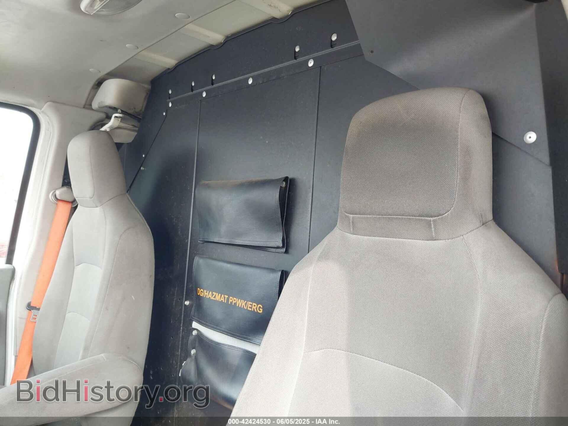 2010 FORD E-150 - VIN: 1FTNE1EW2ADA91910 - Фото 8