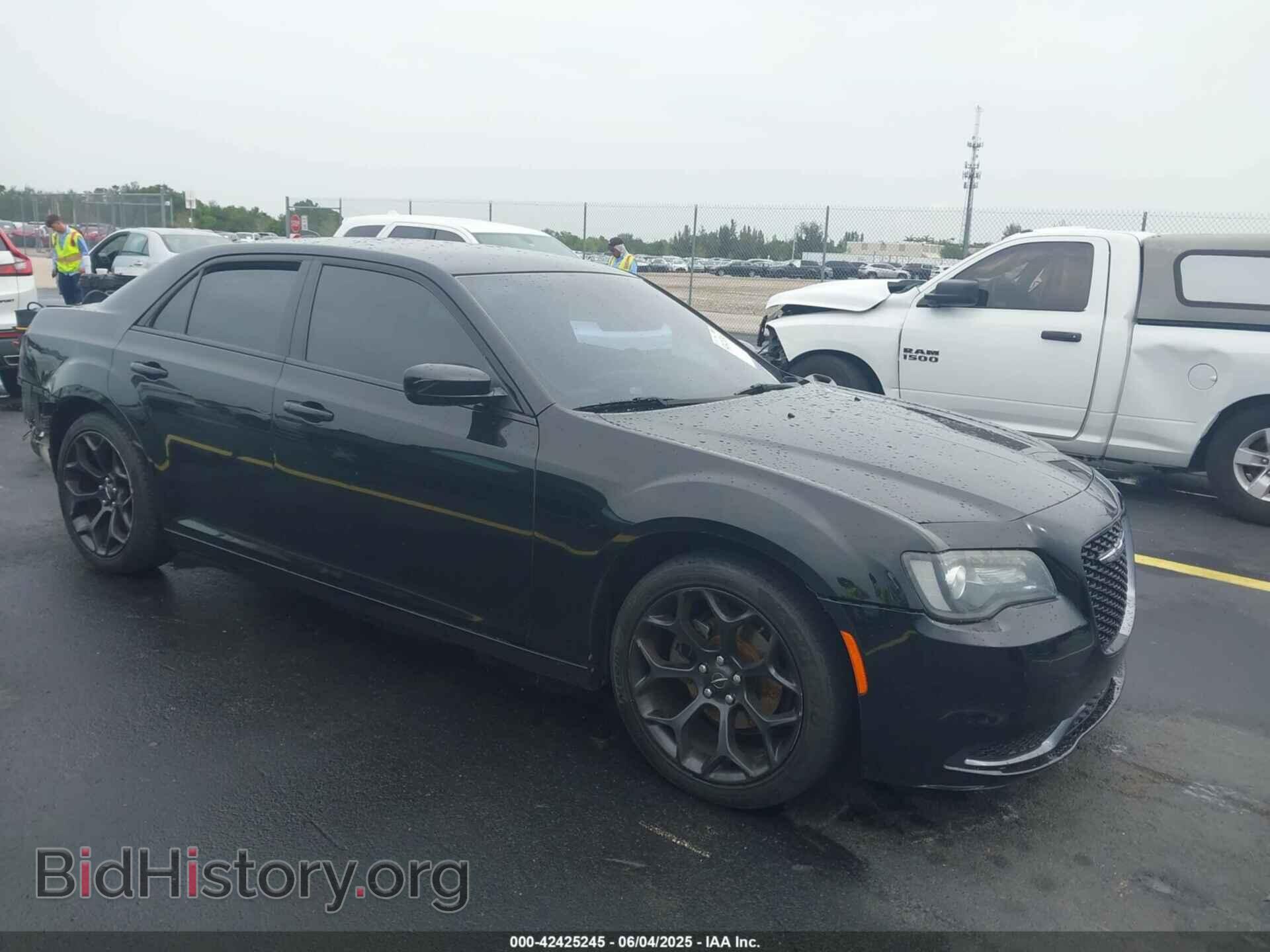 Фотография 2C3CCAAG9KH690761 - CHRYSLER 300 2019