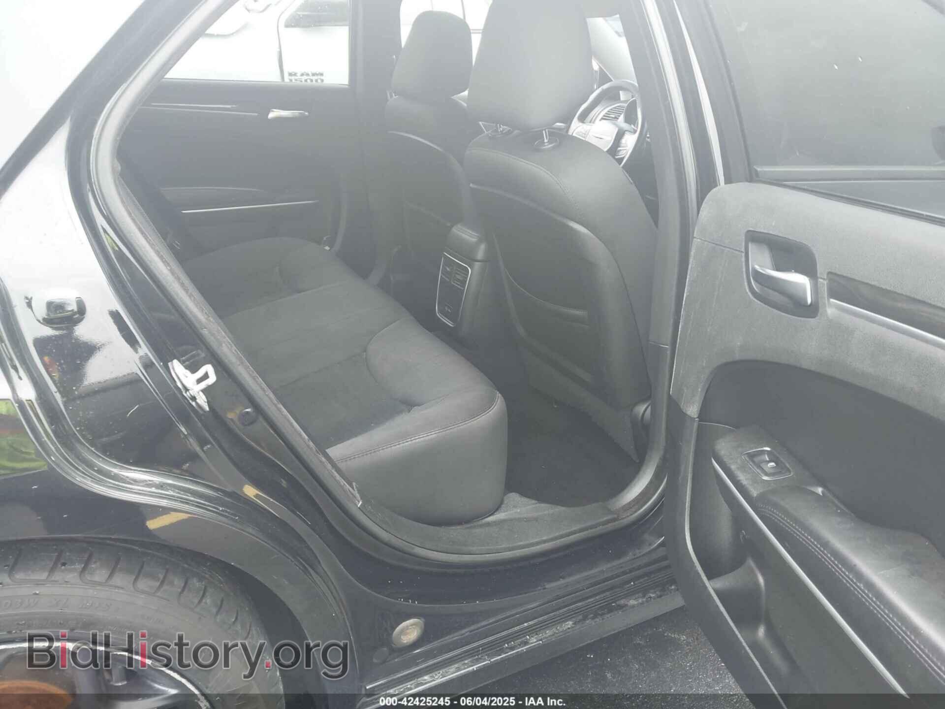 2019 CHRYSLER 300 - VIN: 2C3CCAAG9KH690761 - Фото 8